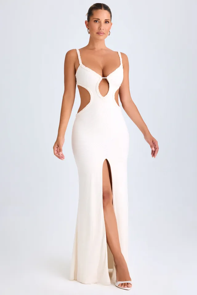 Oh Polly Selenia robe maxi blanche découpée à volants