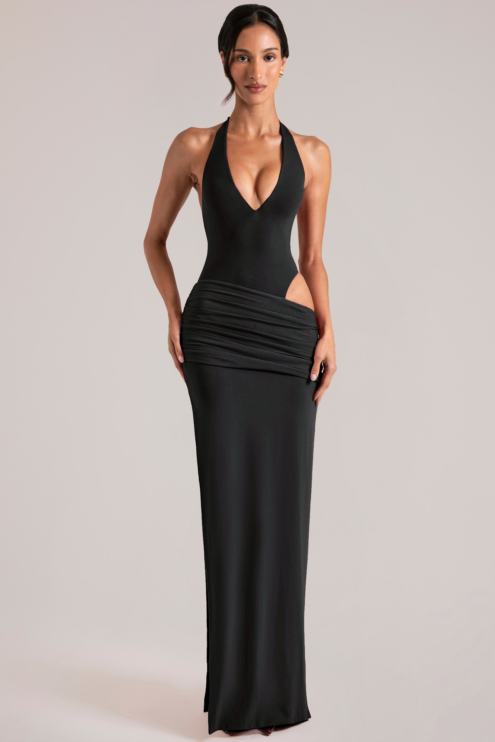 Oh Polly Deep Plunge Halterneck robe longue noire découpe