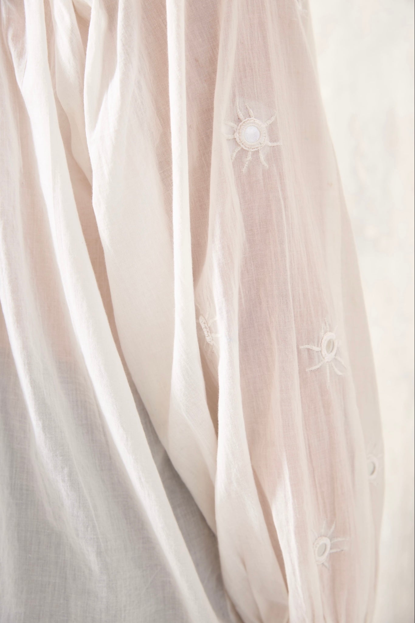CHICOSOLEIL KAÏ chemise off white coton oversize