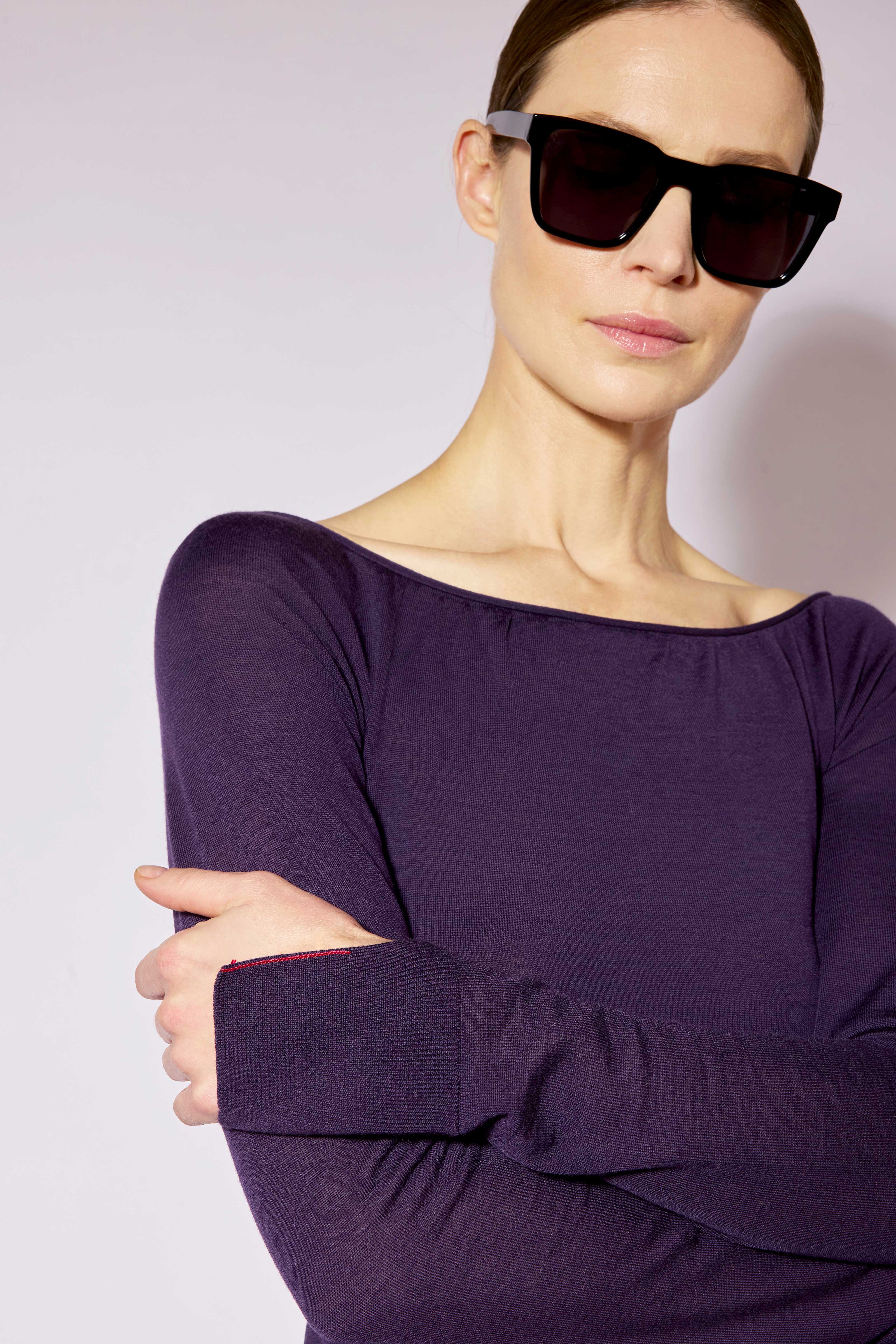 Liviana Conti Juna pull merino noir col bateau