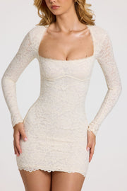 Oh Polly Darla 15400 mini robe dentelle blanche manches longues