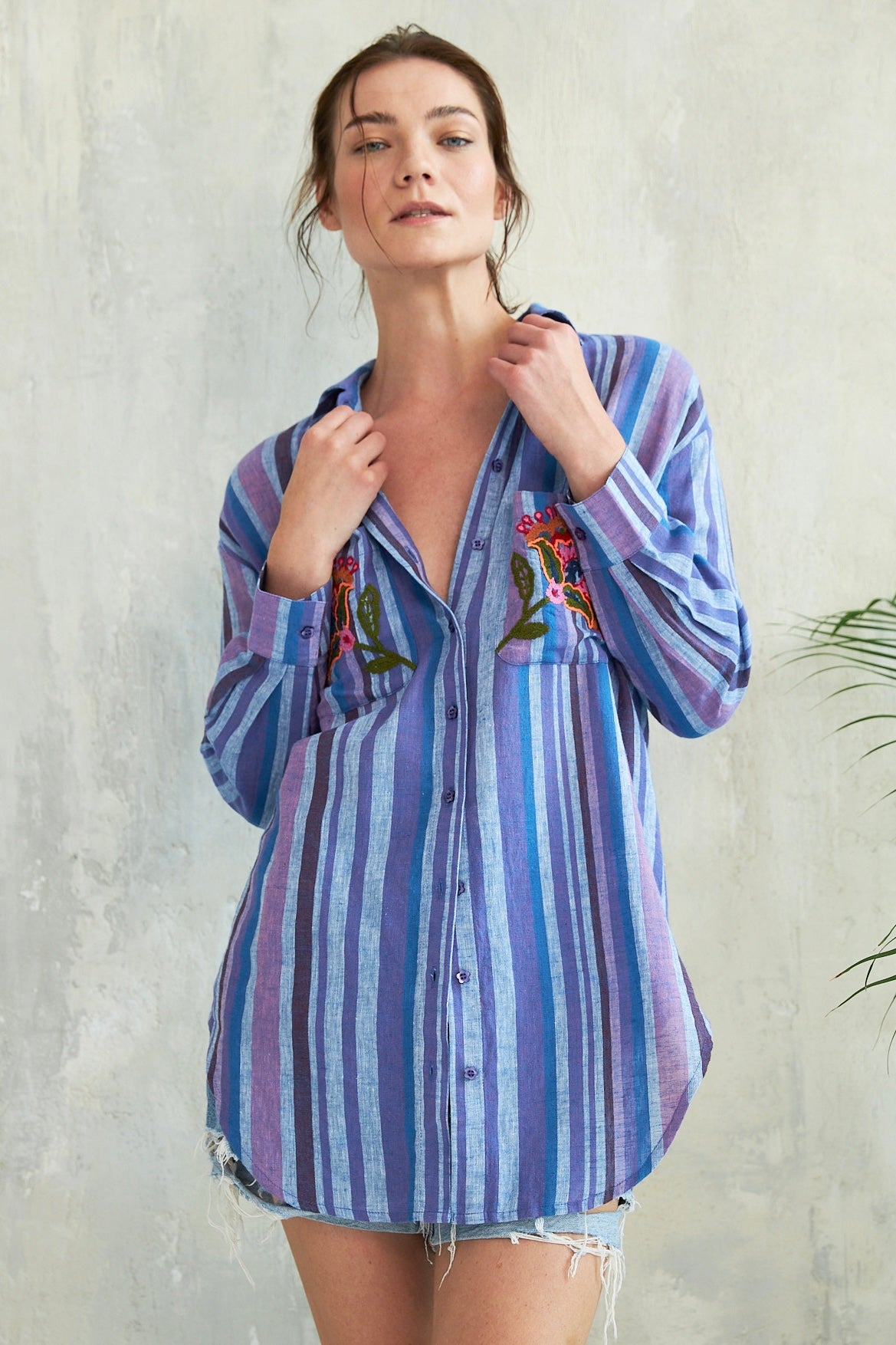 Chicosoleil Sunita chemise rayée bleue brodée coton