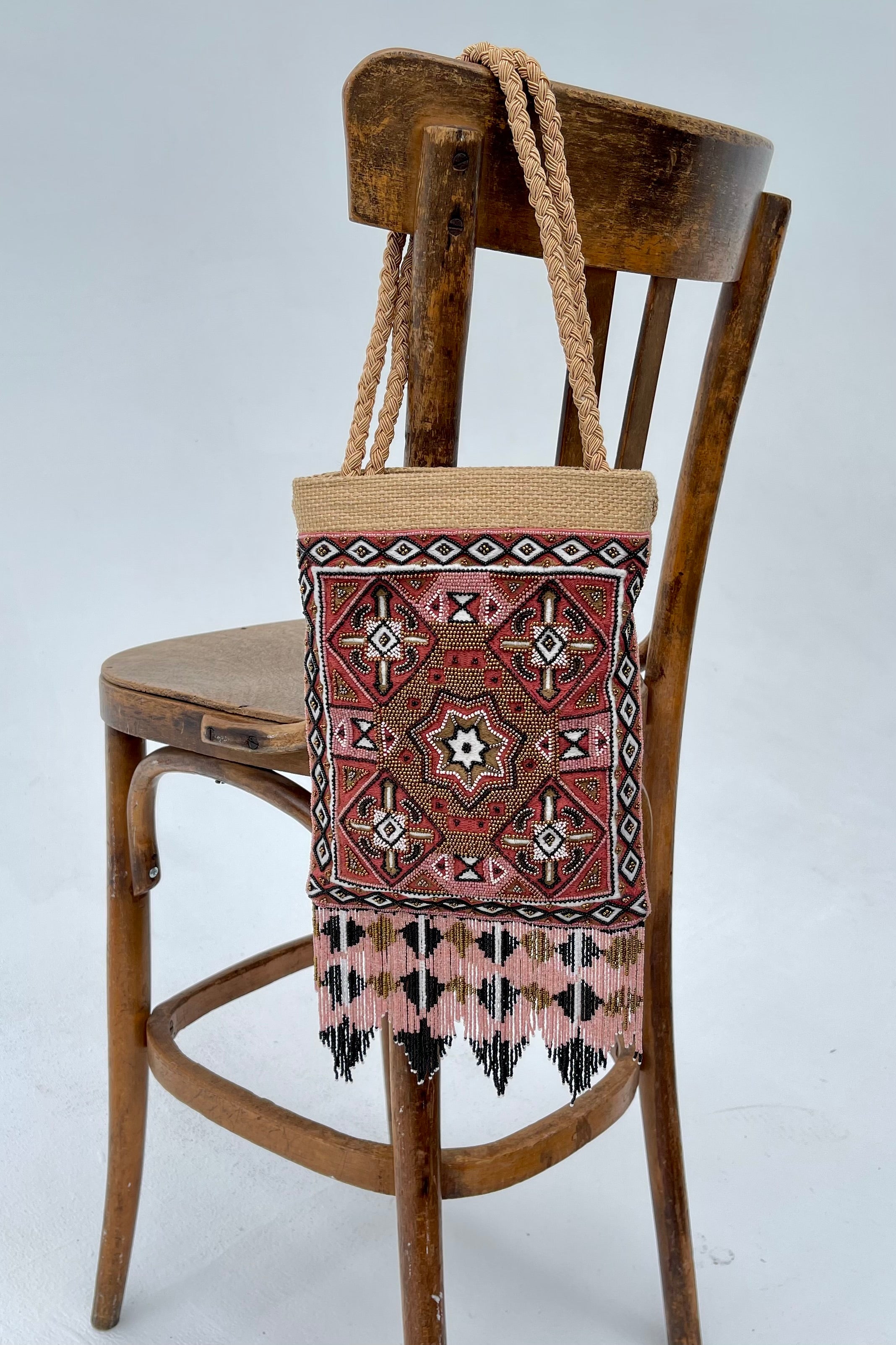Chicosoleil Hippie sac raffia brodé perlé