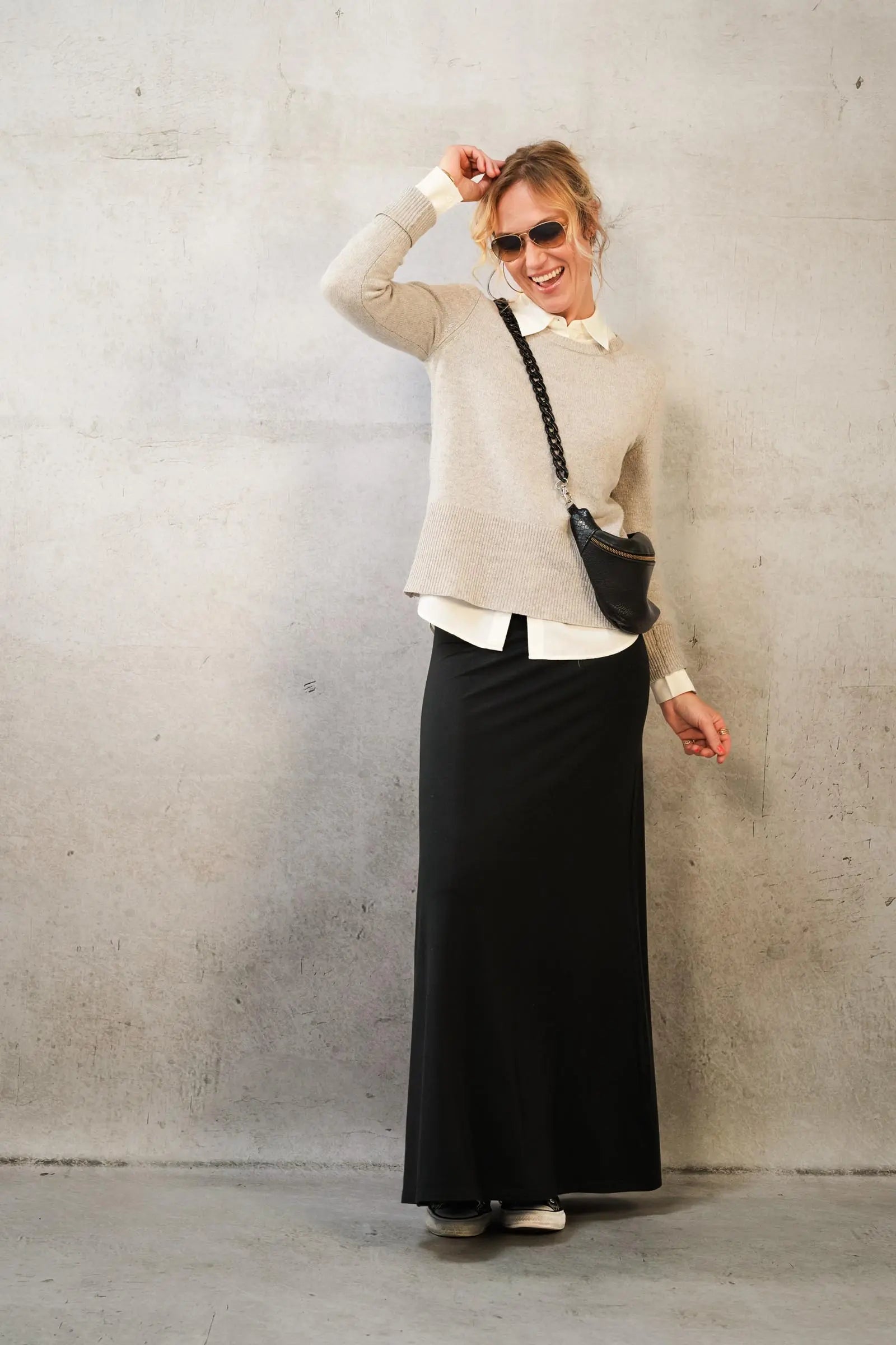Thelma & Rose Anys jupe longue fluide noire seconde peau