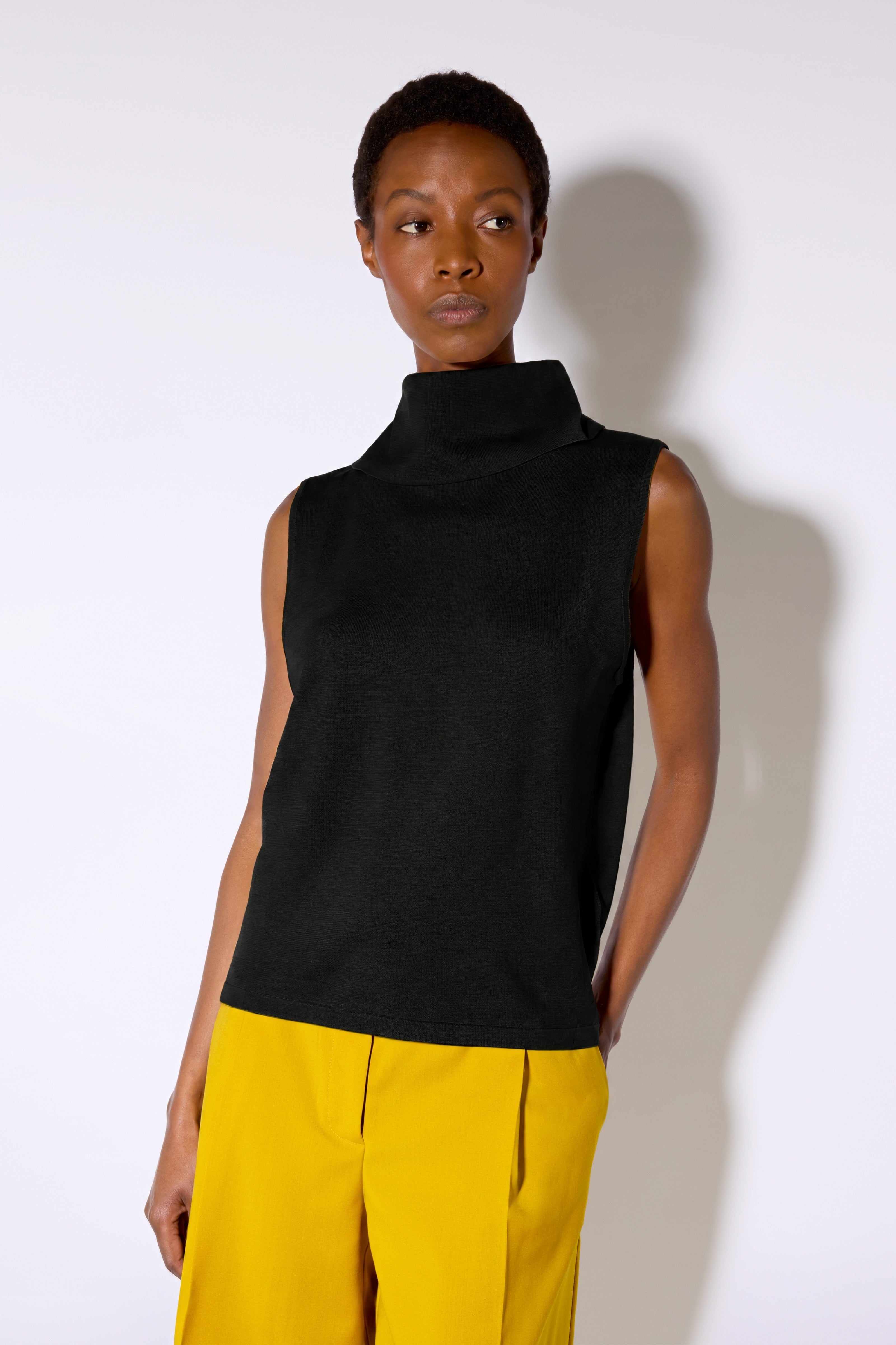 Liviana Conti Demi pull maille noir M