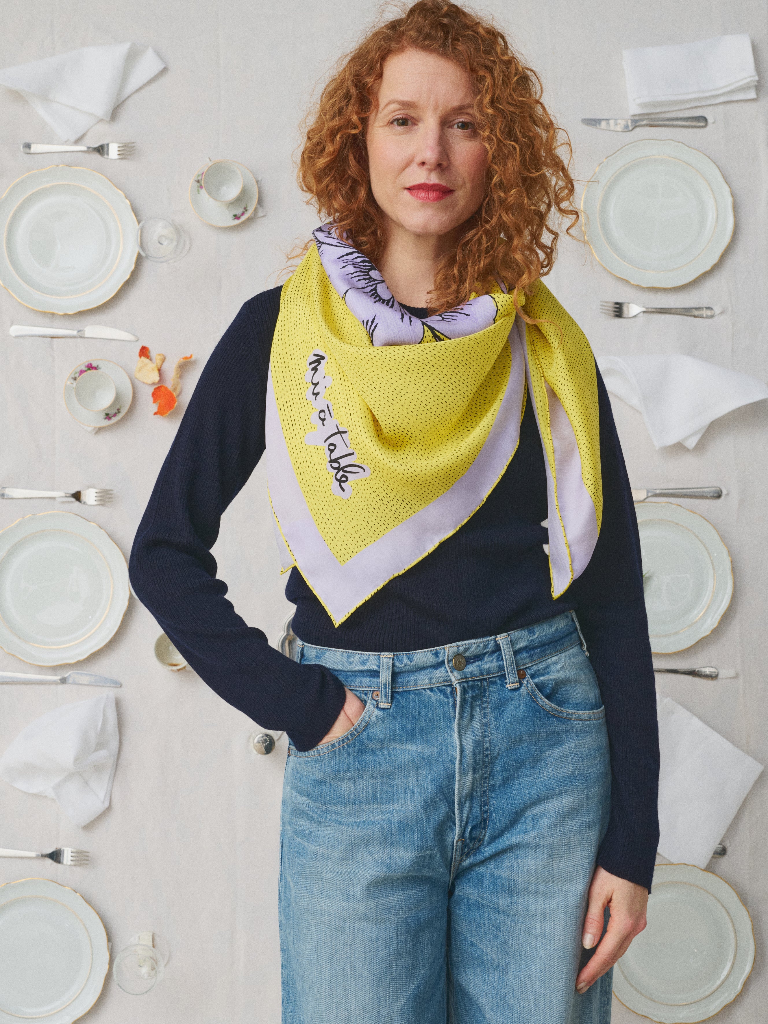 MII Mii à table Carré Soie 110 foulard Vaisselle 110x110