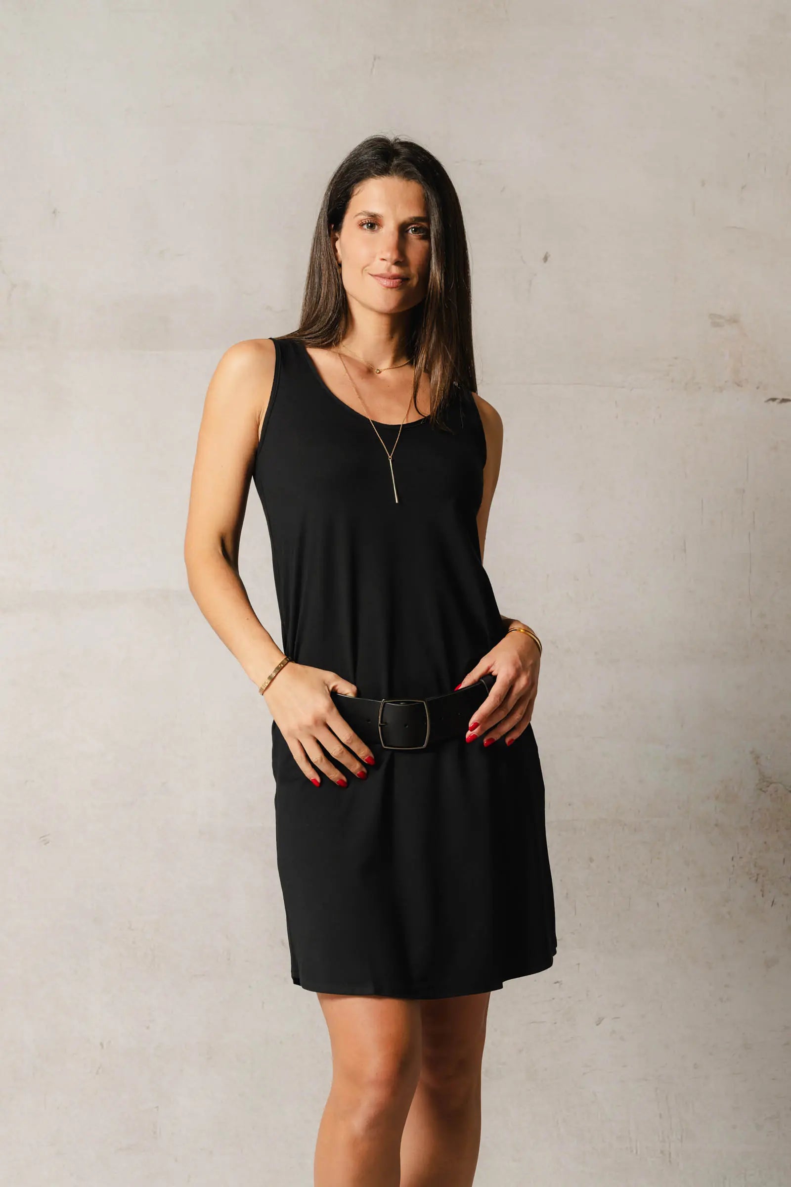 Thelma & Rose Feel Good Ziggy robe débardeur noire réversible