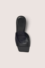 Oh Polly Gallie mules satin noires talon 8 cm