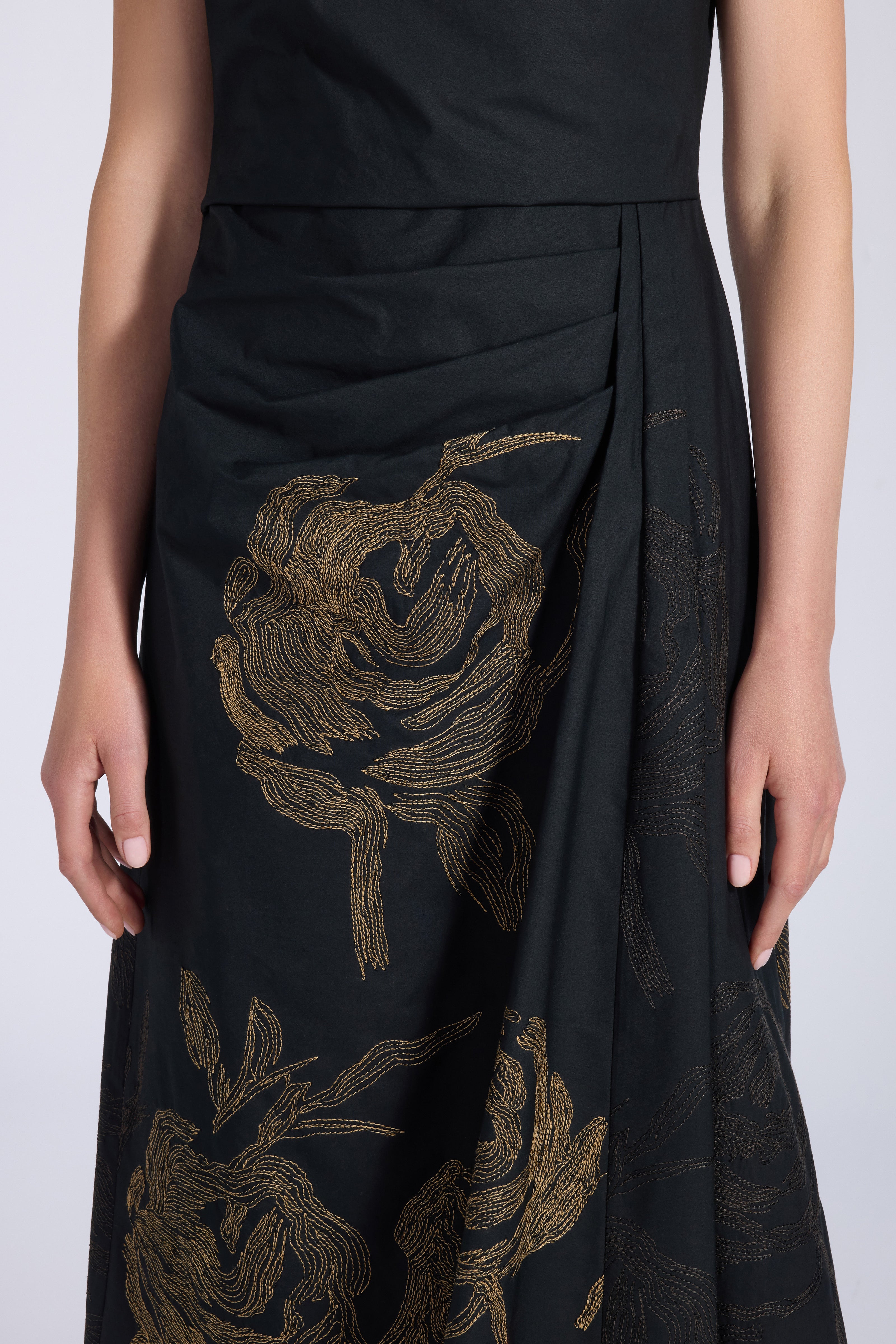 Liviana Conti Constance robe midi coton brodé rose