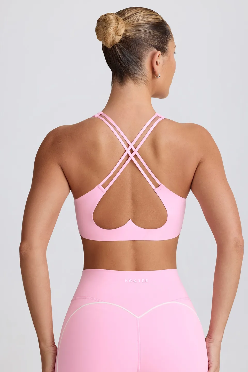 Oh Polly Bo+Tee BT2094 brassière sport rose col V stretch