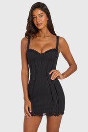 Oh Polly Keava mini robe noire rayée dentelle