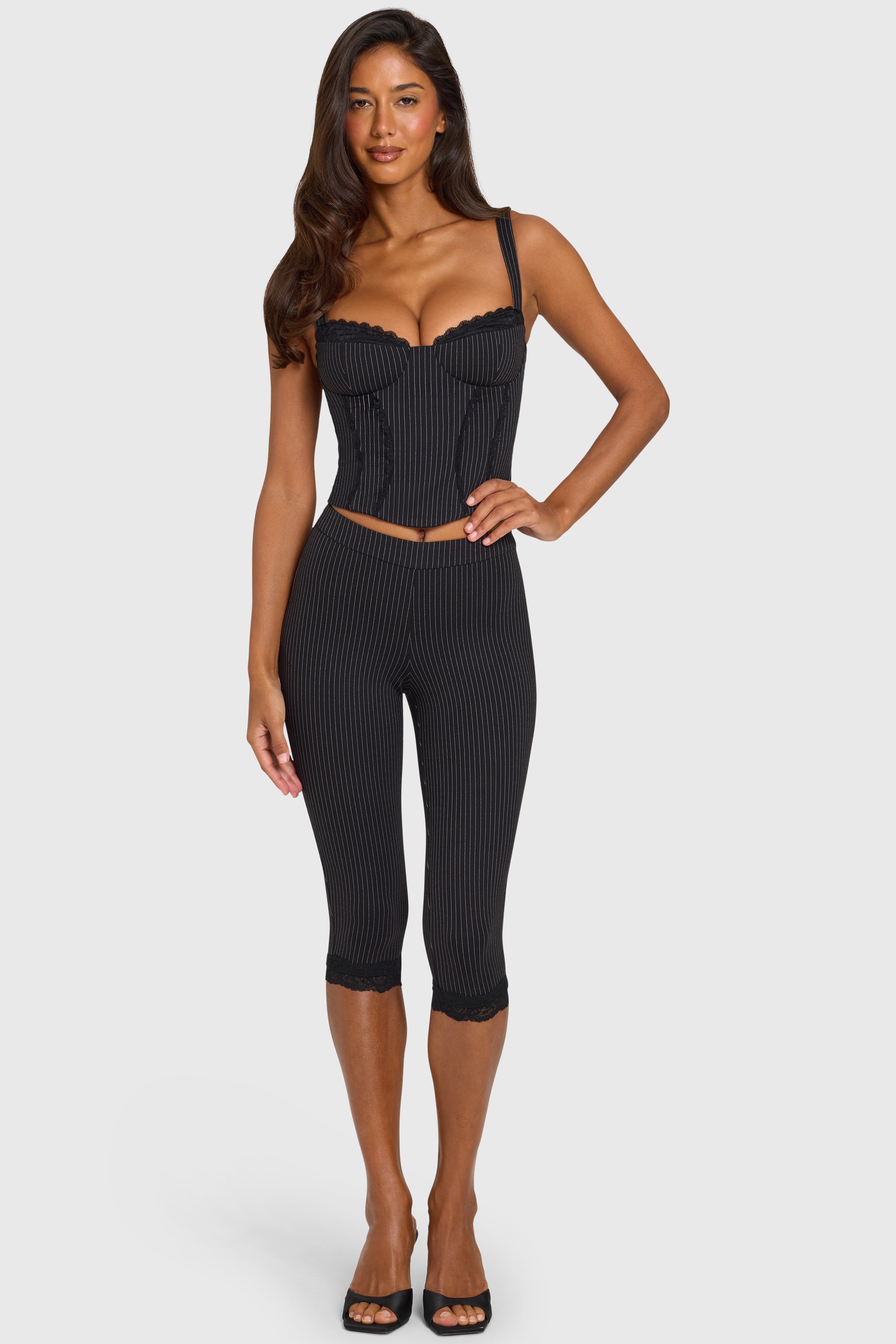 Oh Polly Amren legging capri ponte noir rayé dentelle