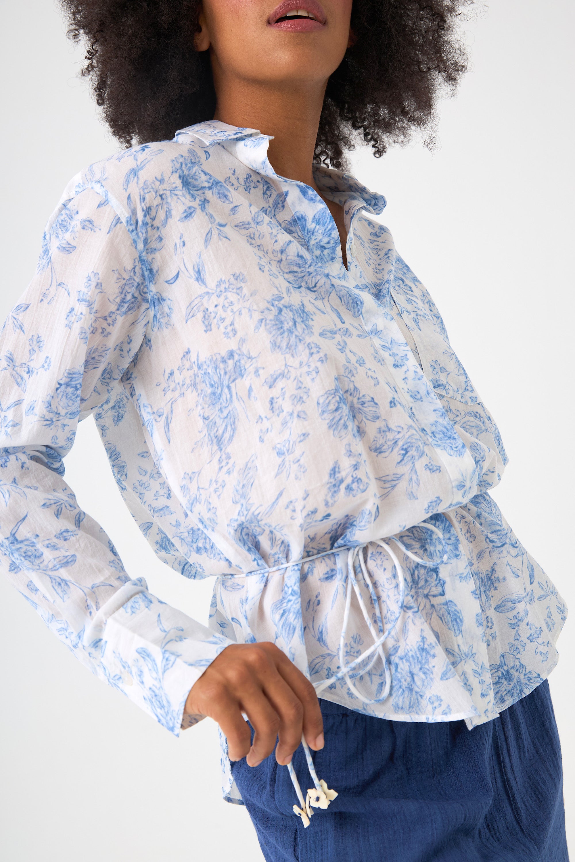 Chicosoleil Eros chemise coton rose d'antan ceinture