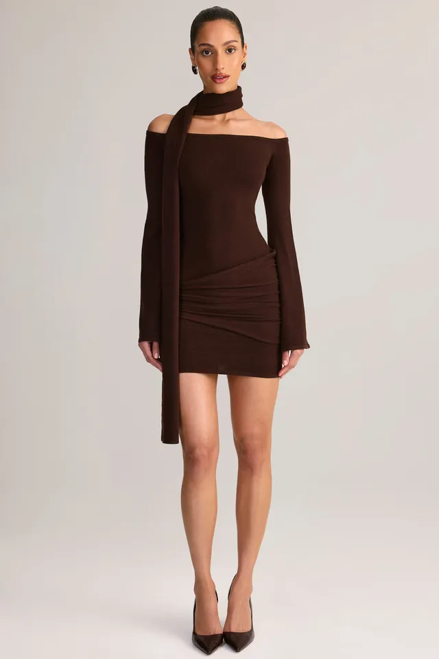 Oh Polly Dresses 14778 robe mini chocolat épaules nues