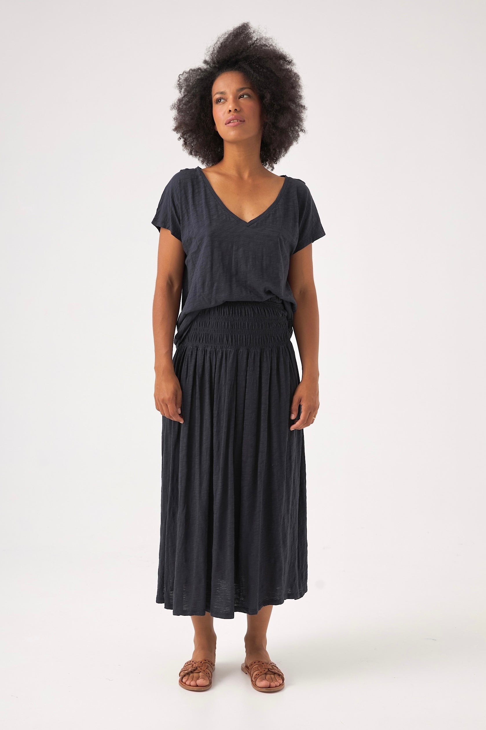 Chicosoleil Wendy jupe longue noire smocks