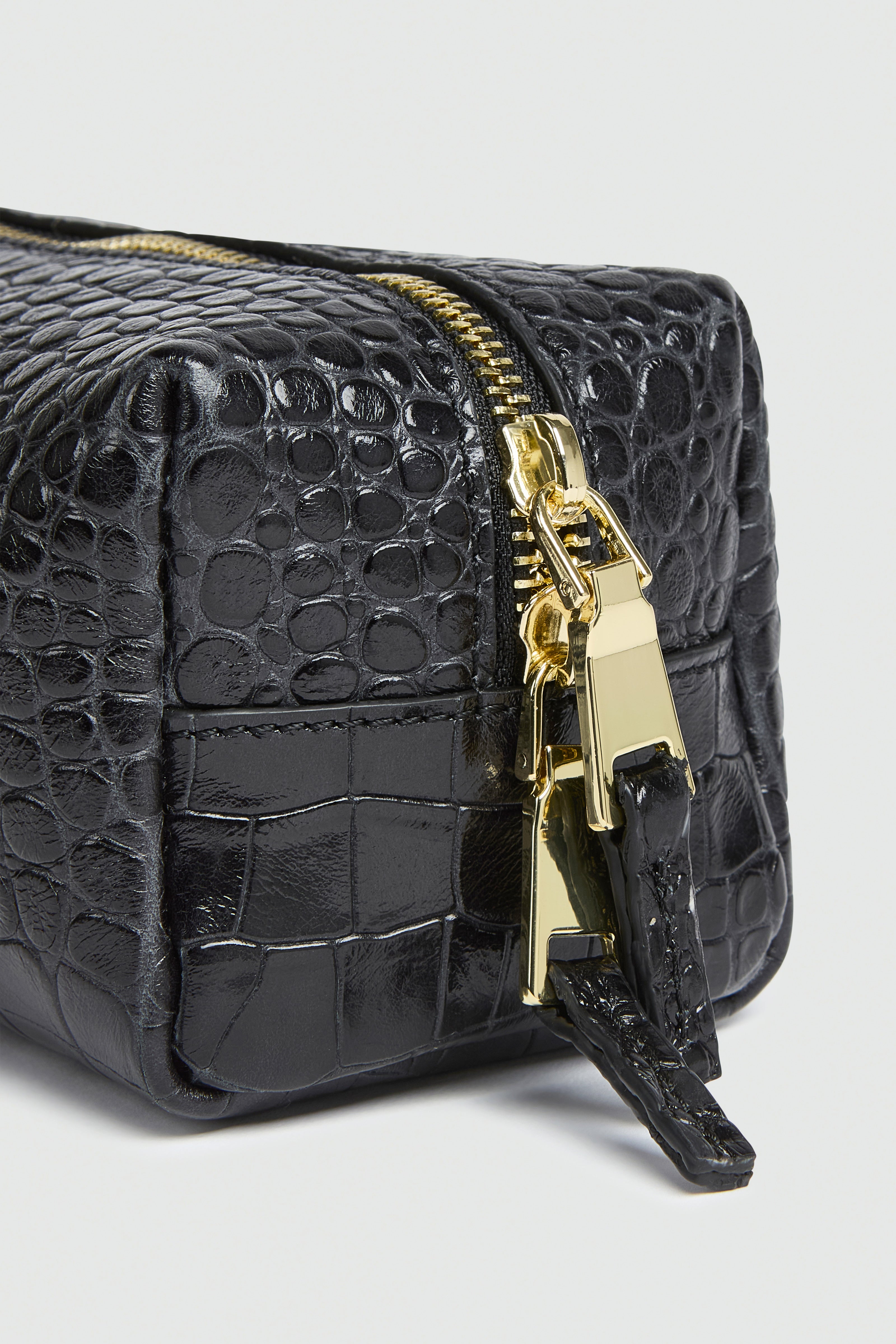 Liviana Conti Elodie pochette cuir noir croco
