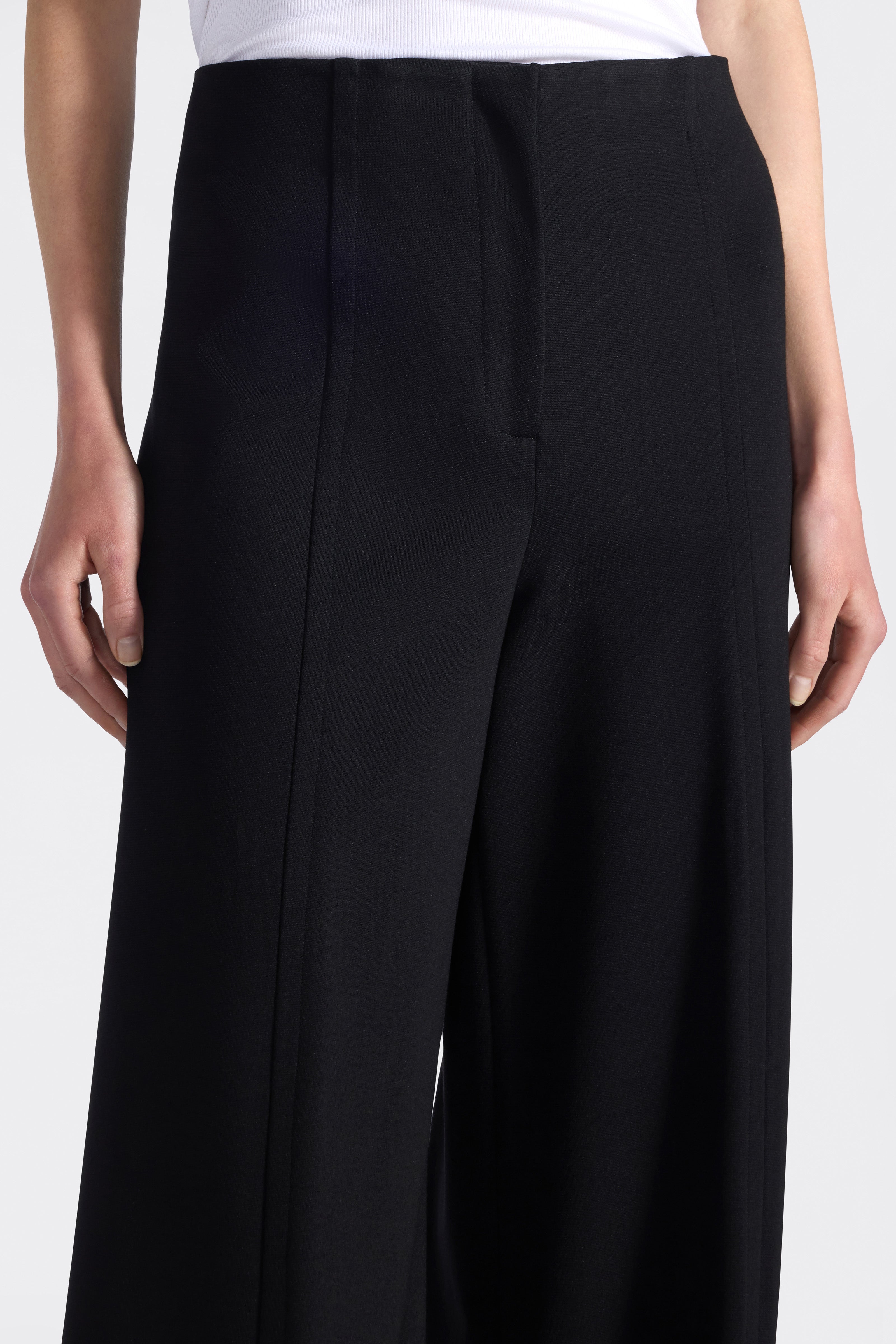 Liviana Conti Eric pantalon palazzo noir punto milano