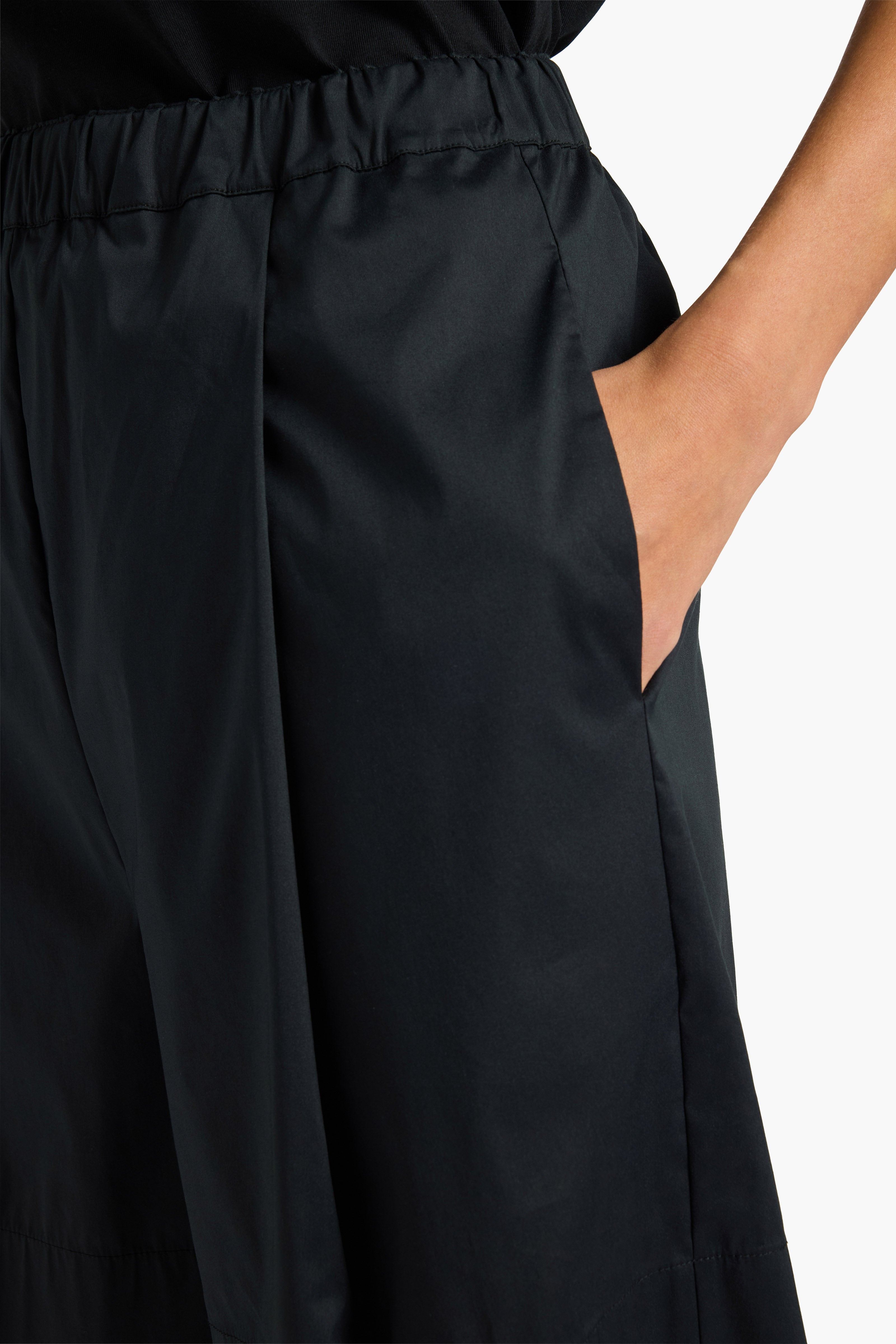 Liviana Conti Gale short noir popeline stretch taille haute