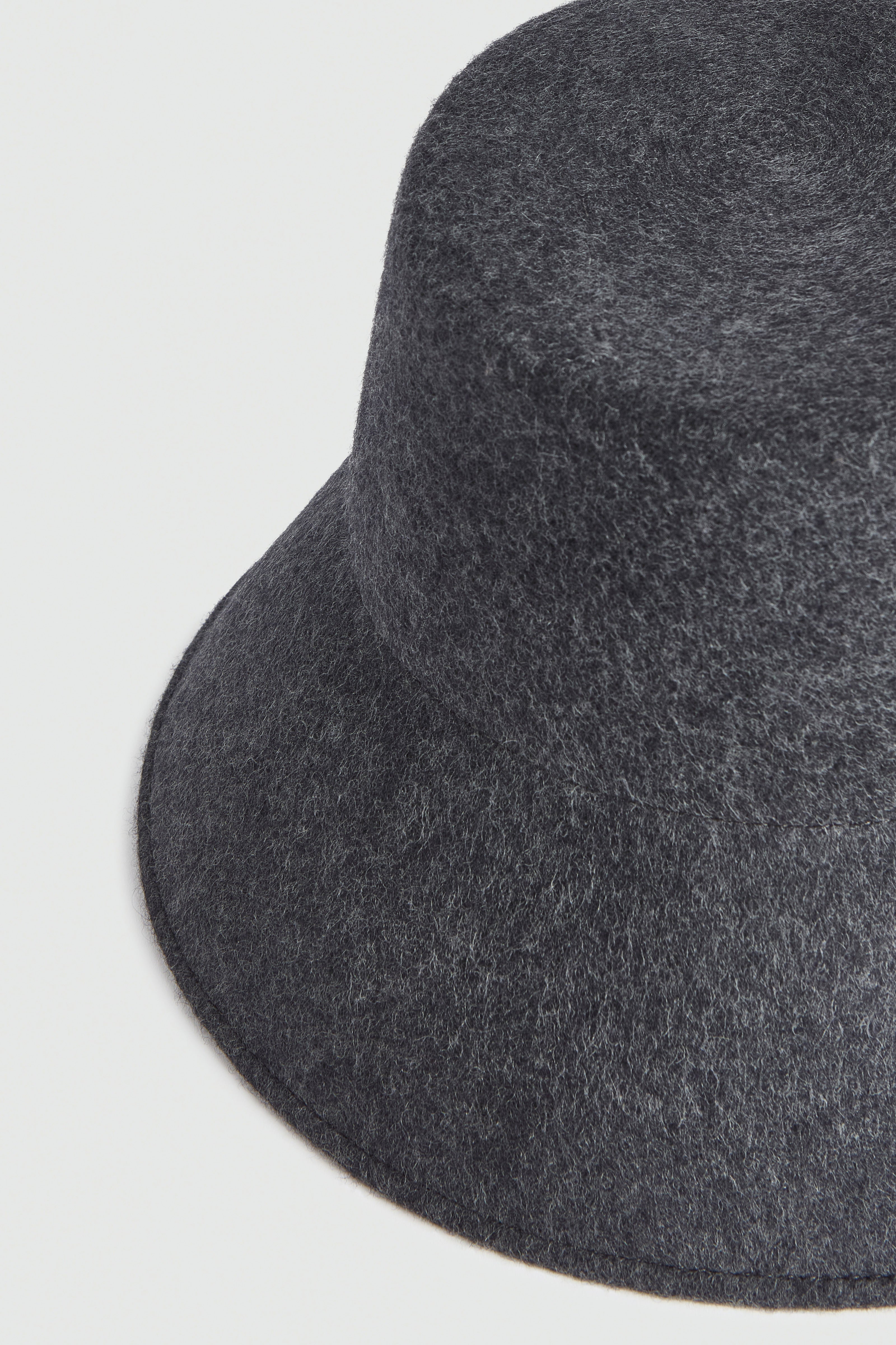 Liviana Conti Hallie chapeau fedora feutre anthracite 57