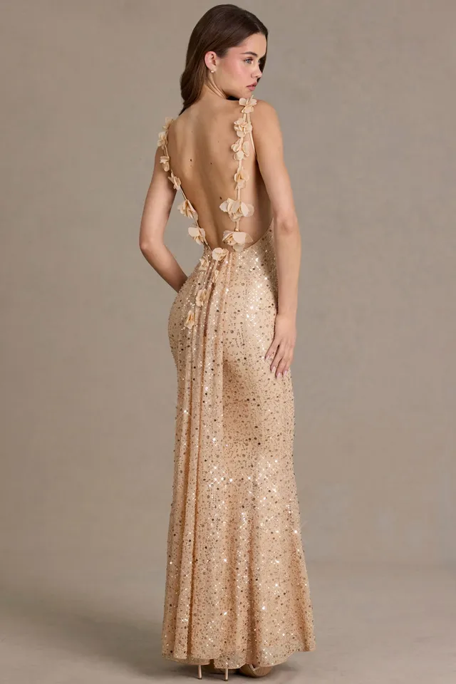 Oh Polly Embellished robe maxi dorée sequins dos ouvert