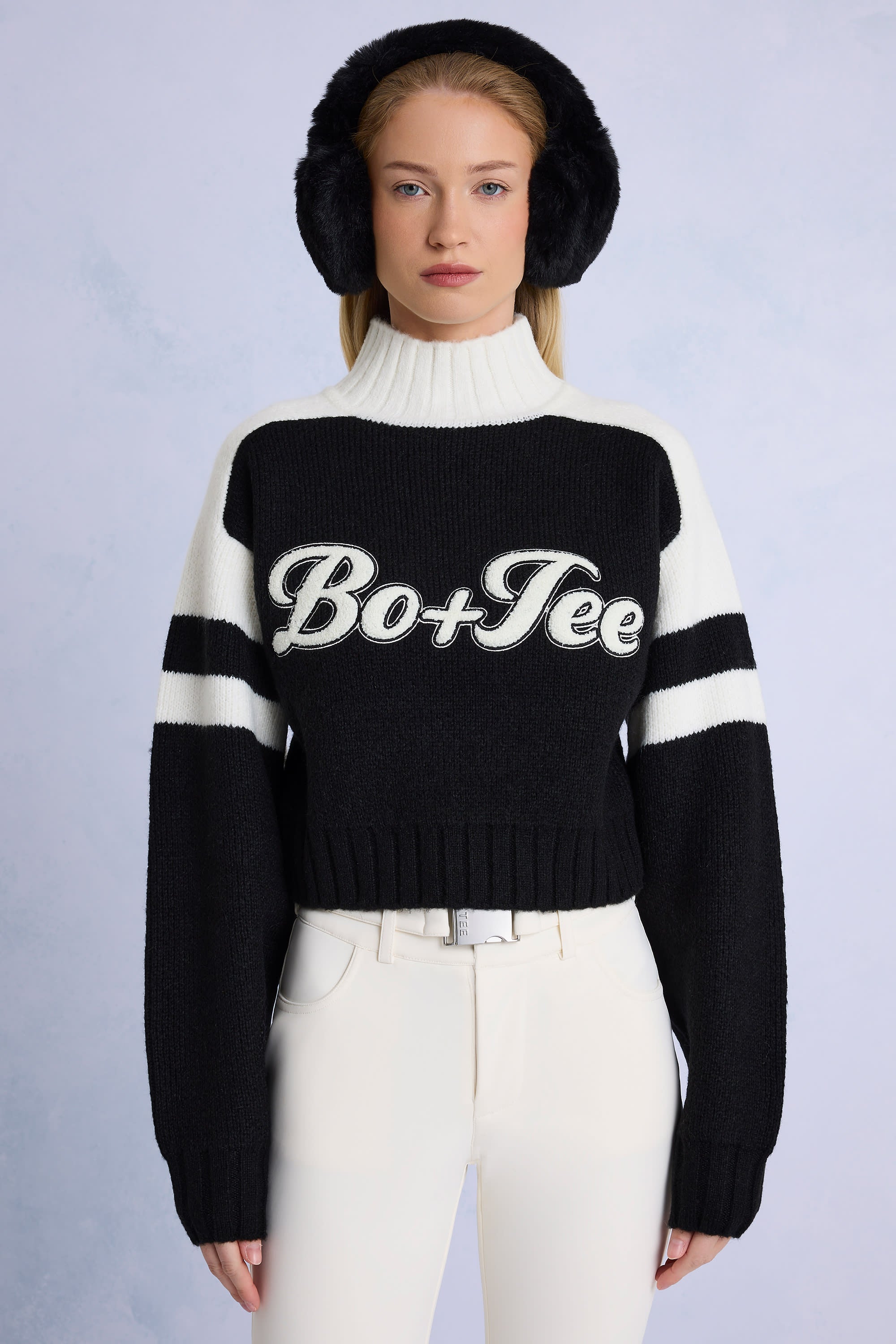 Oh Polly Knitwear BT1963B pull cropped noir col roulé