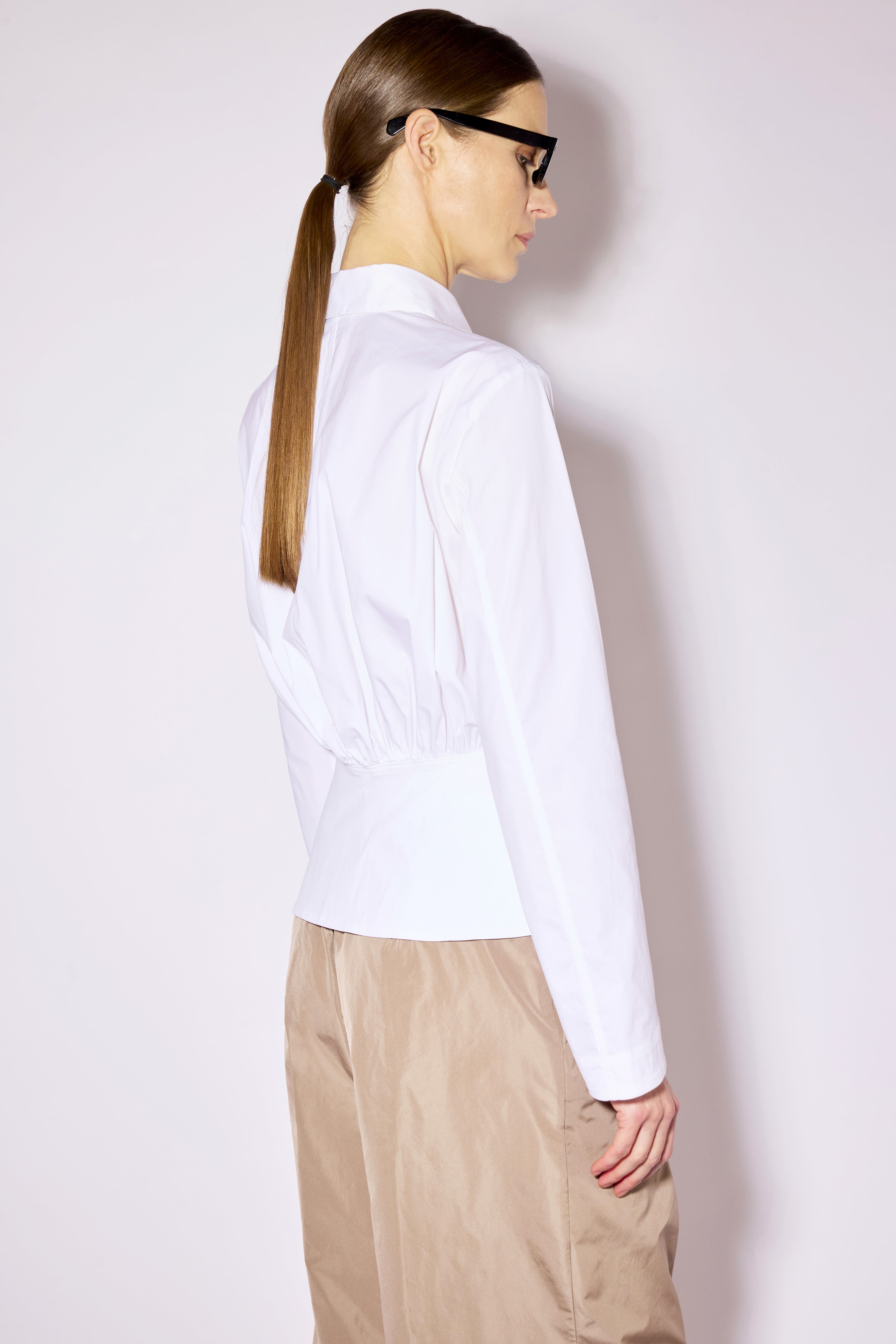 Liviana Conti Leda chemise blanche popeline cintrée