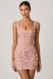Oh Polly Briar Appliqué Corset Mini robe satin rose poudré fleurs