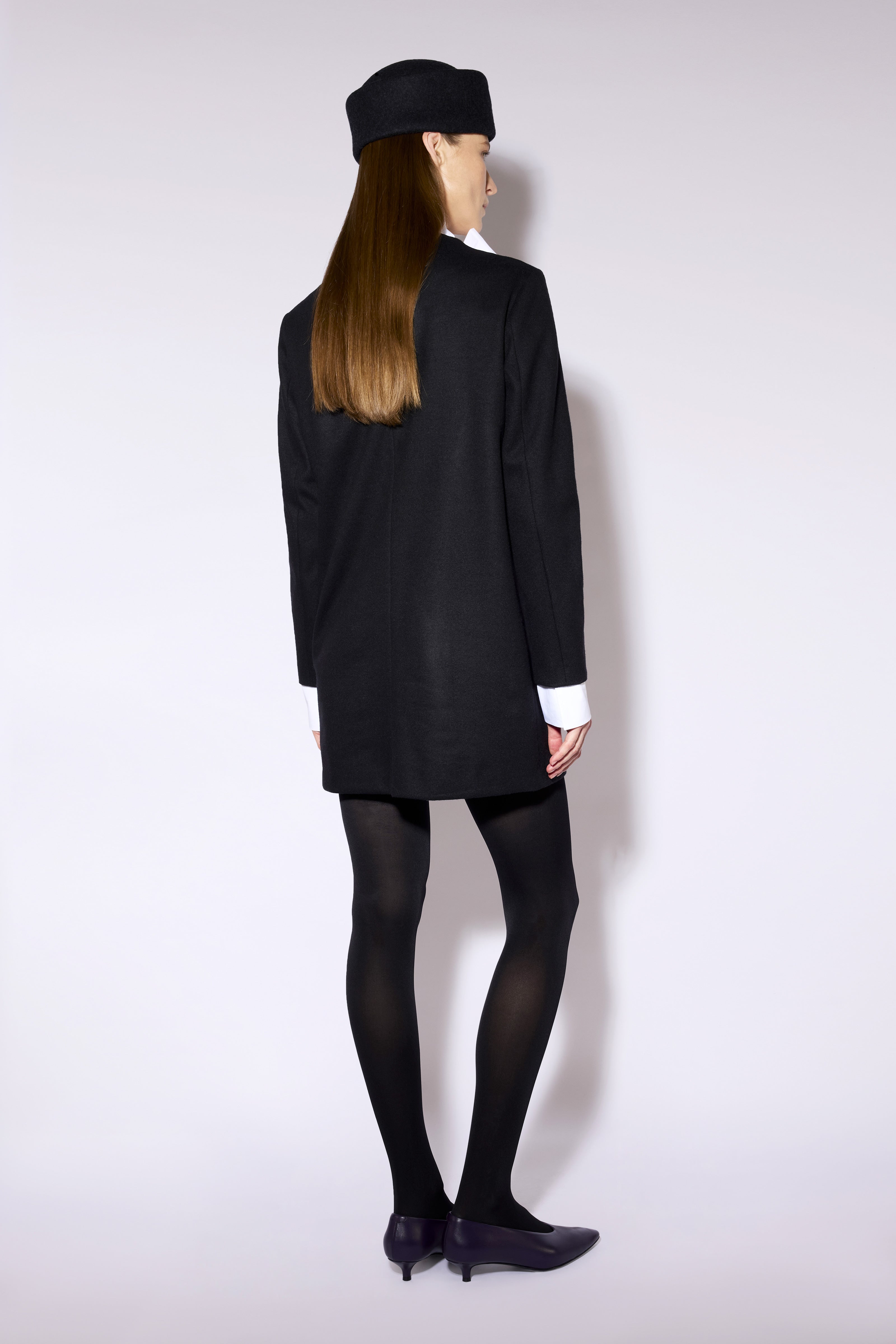 Liviana Conti Lizzie robe mini noire cachemire