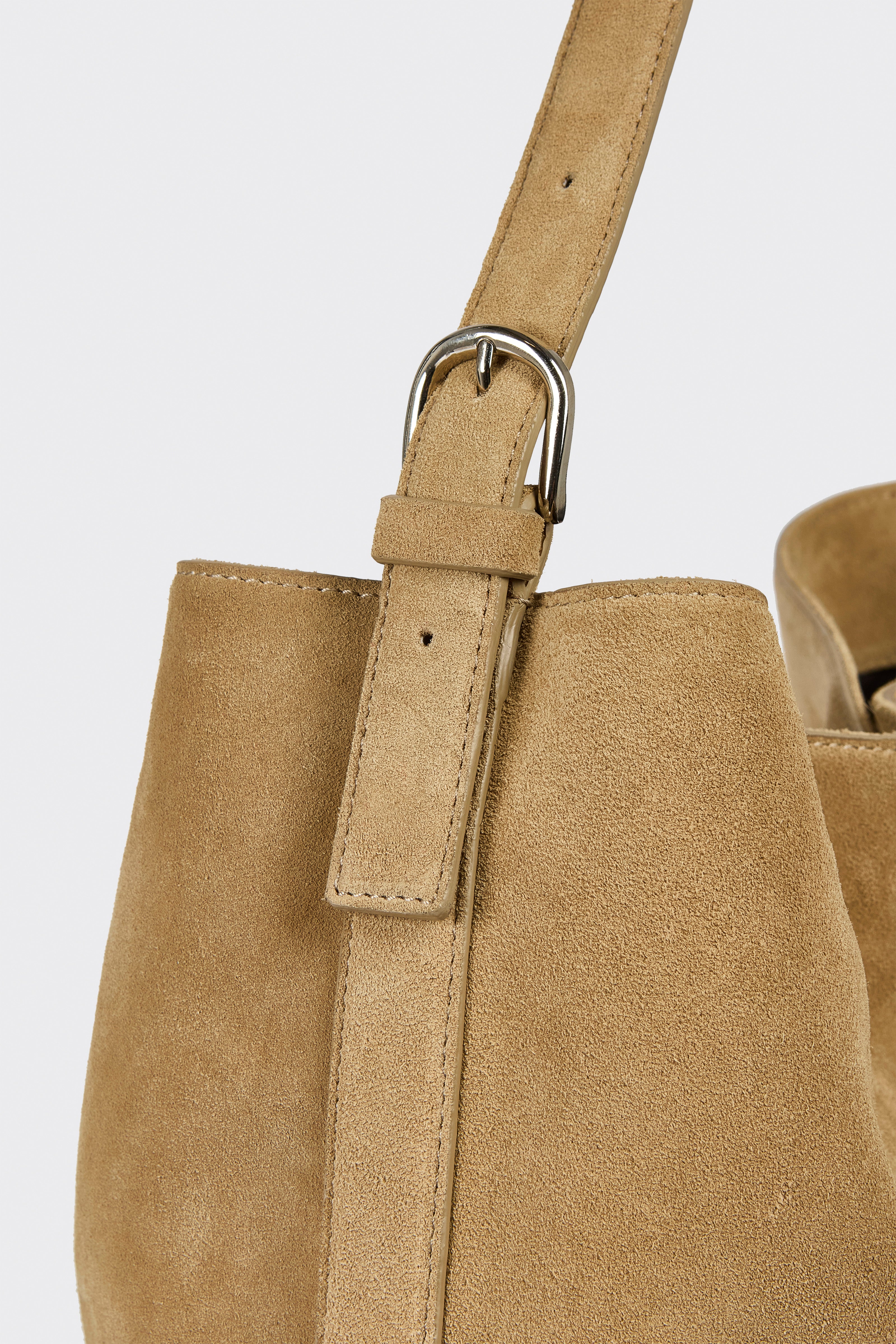 Liviana Conti Kate A6SA03 sac bandoulière cremino daim