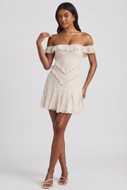 Oh Polly Nahida 13336 mini robe dentelle ivoire épaule dénudée