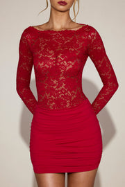 Oh Polly Eirlys robe mini dentelle rouge col bateau