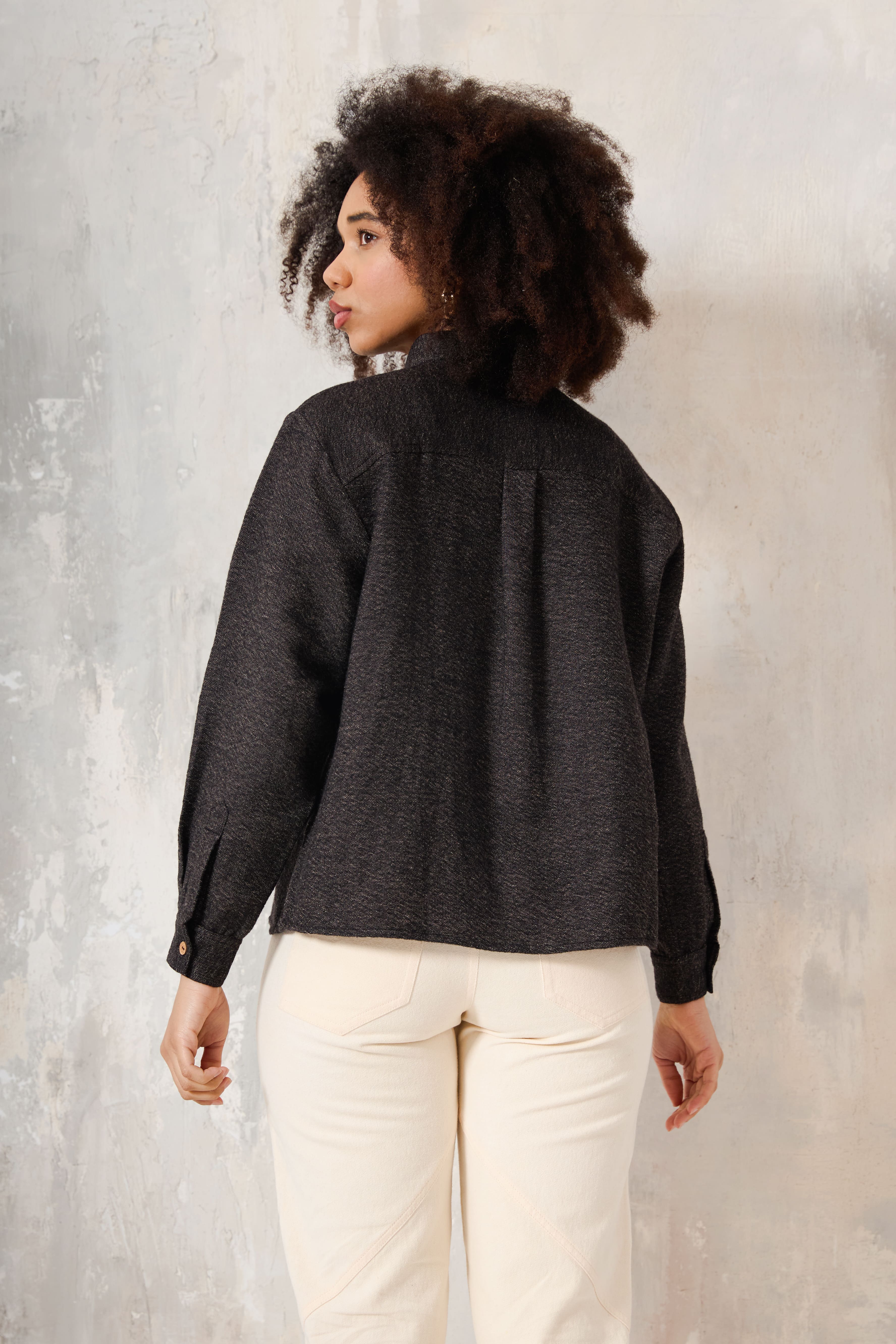 Chicosoleil Debra veste noir chiné laine vierge