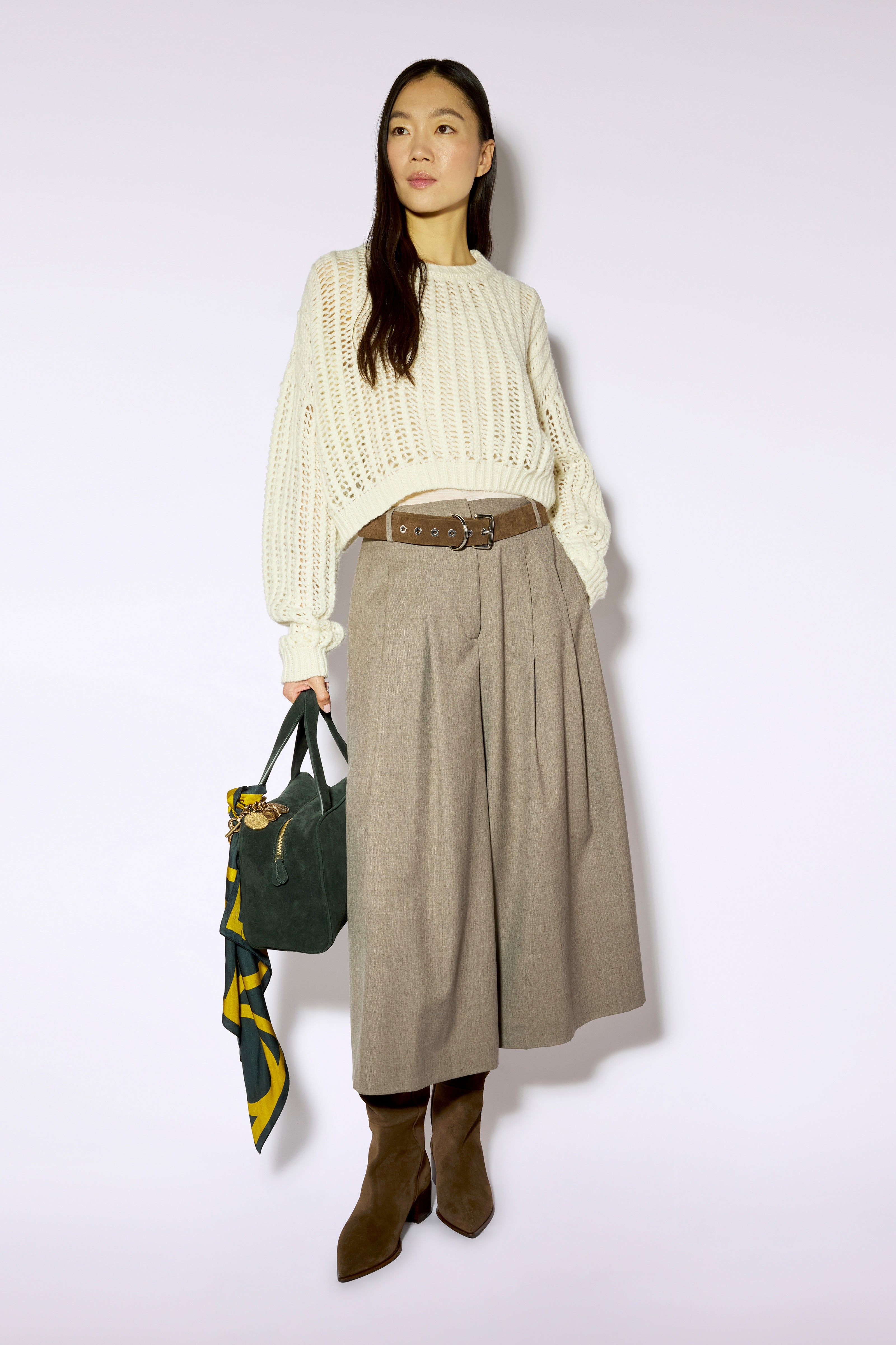 Liviana Conti Flavienne pull crop cachemire pomice