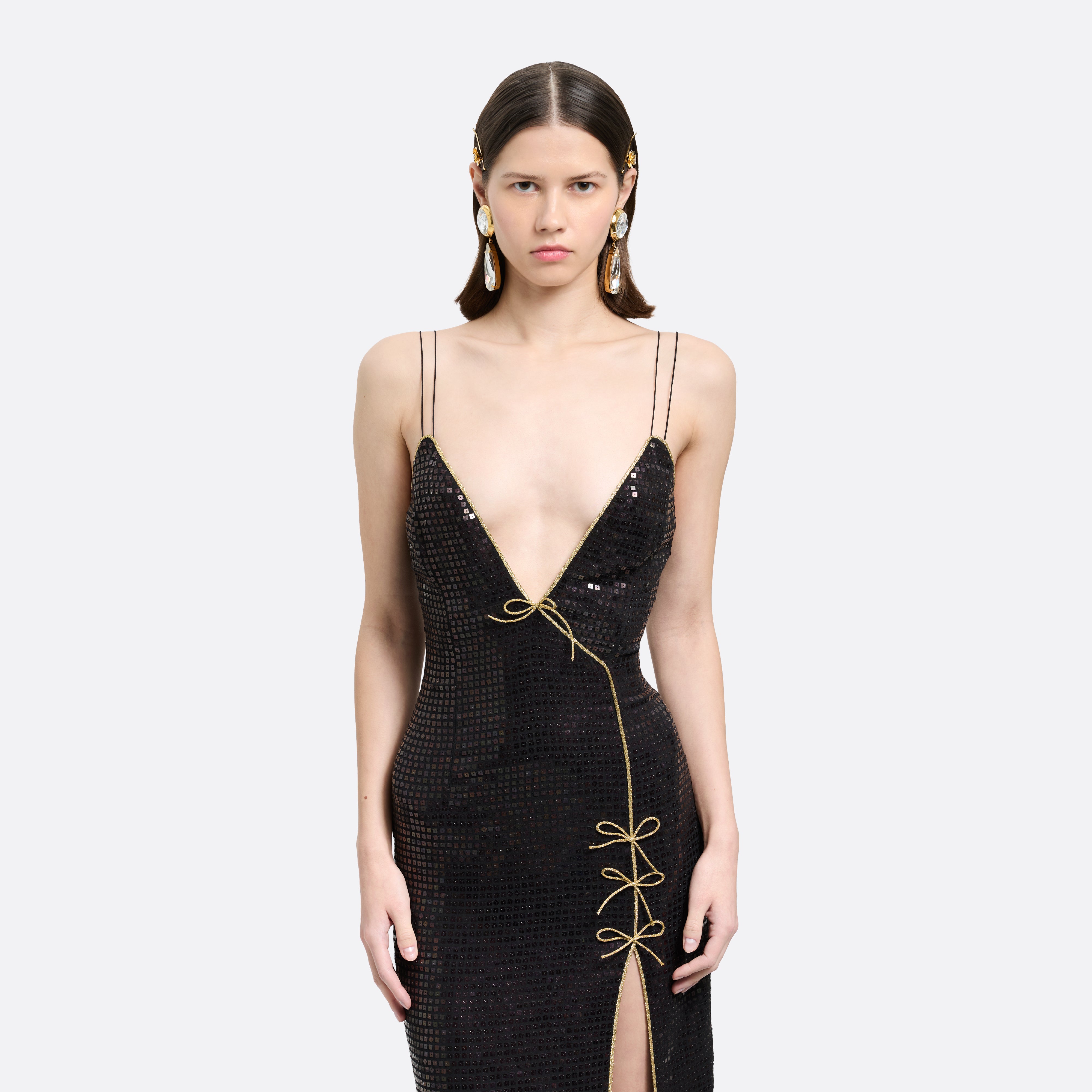 Alessandra Rich Sequin Silk Slip robe noire sequins col V