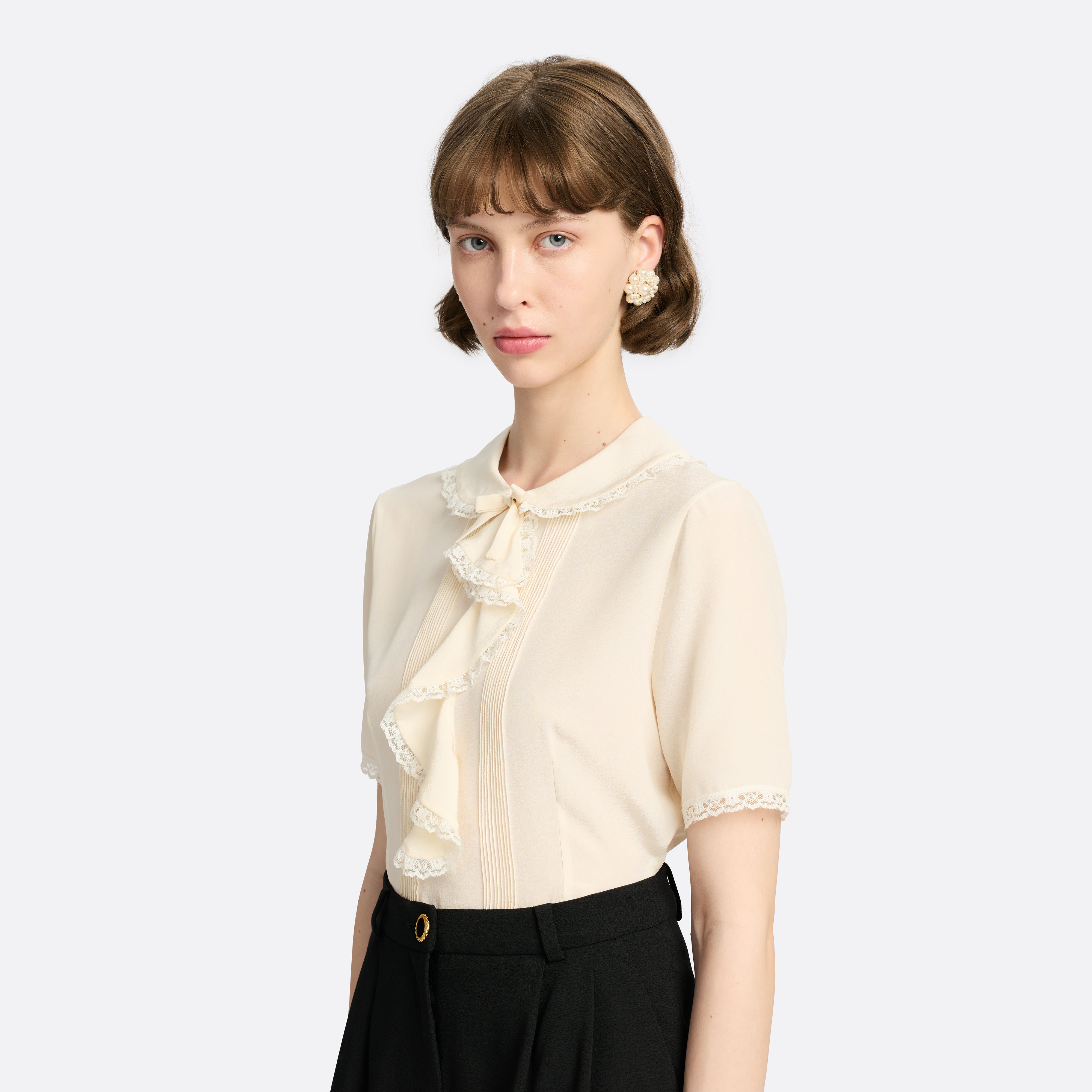Alessandra Rich Multi-Pearl Earrings boucles clips perle