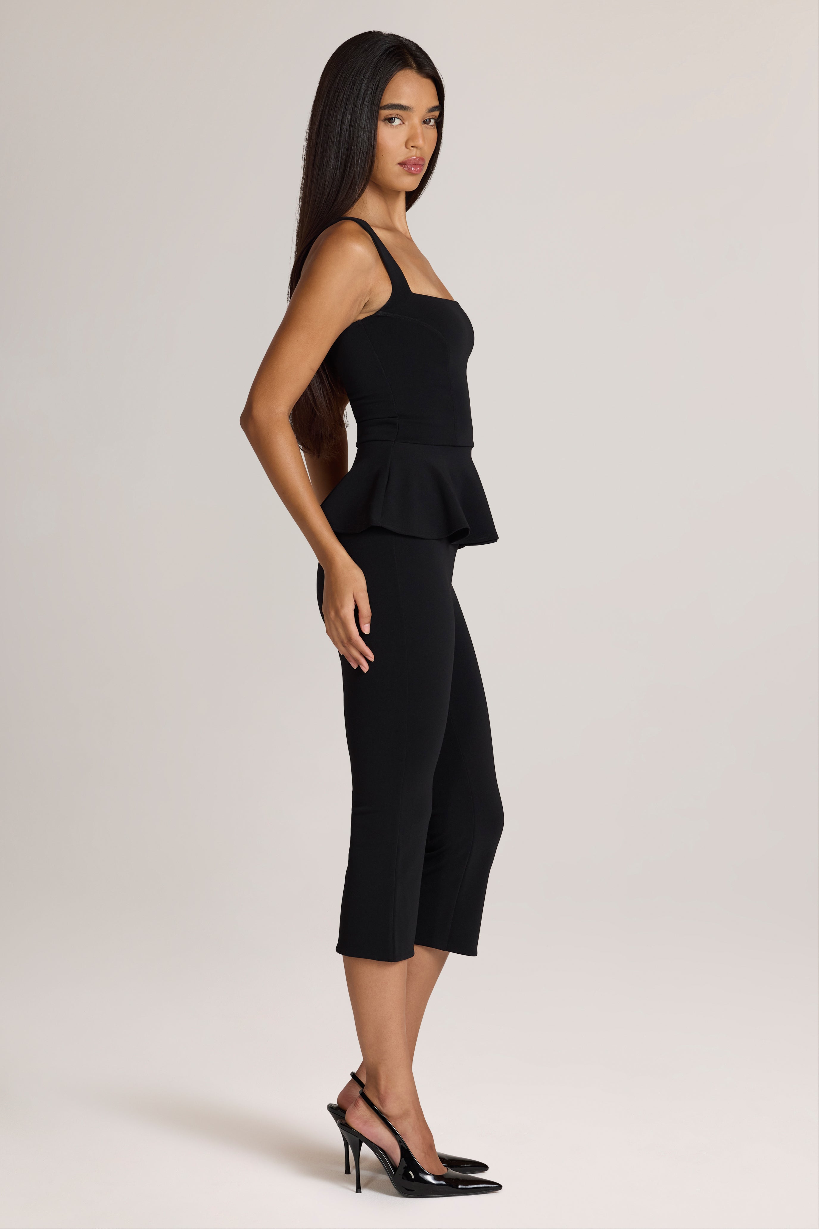 Oh Polly Geona Ponte Pantalon capri noir micro-évasé