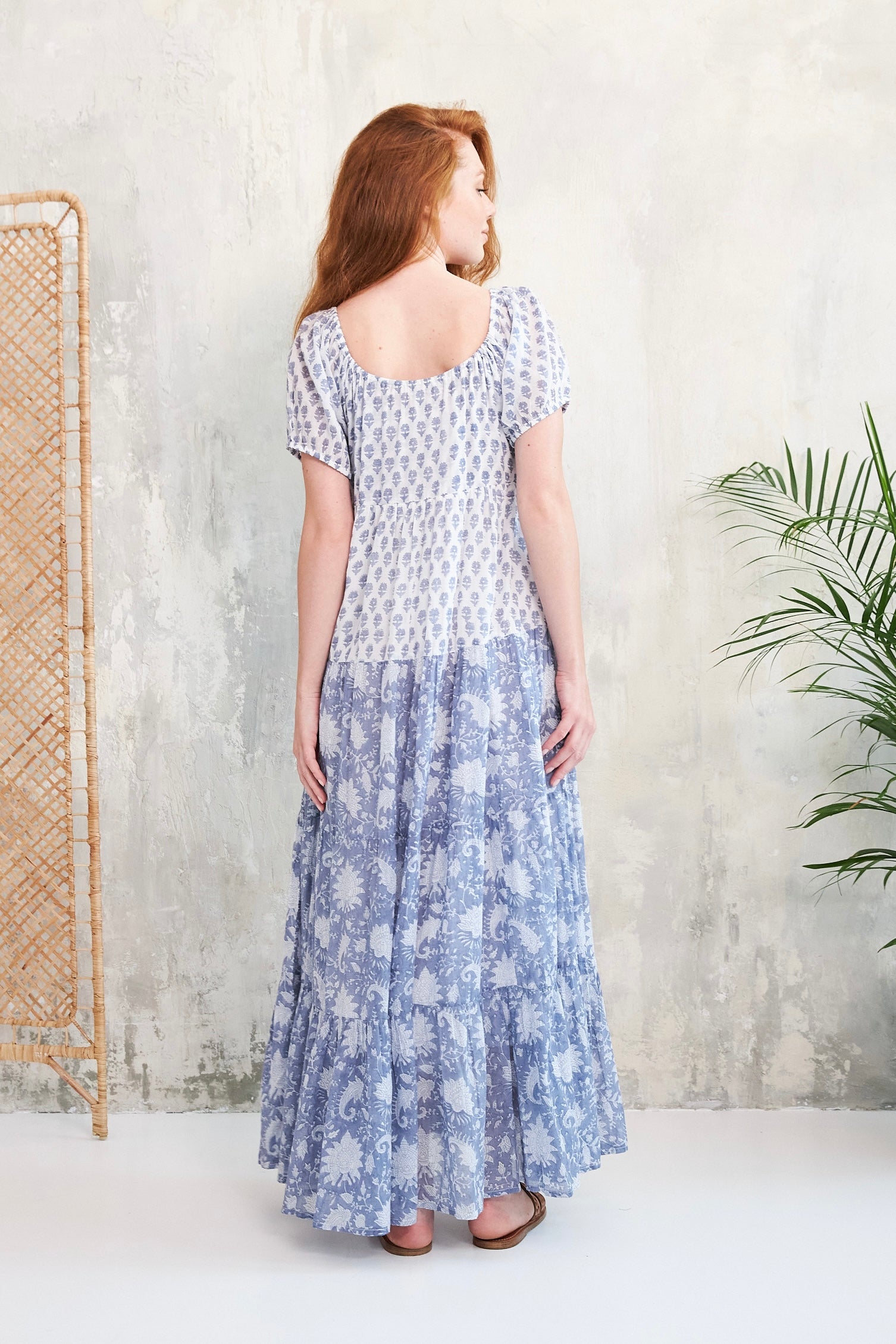 Chicosoleil Rikita robe longue bleue floral coton à poches