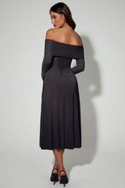 Oh Polly Nerissa 12683 robe midaxi noire épaules dénudées