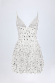Oh Polly Embellished Orren robe mini blanche à strass
