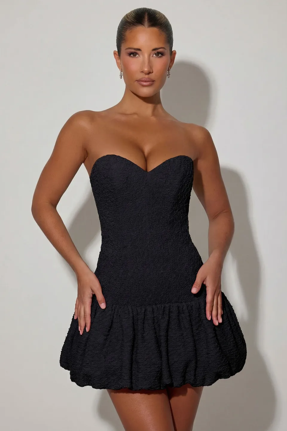 Oh Polly Lavinia robe corset noire jupe boule bustier