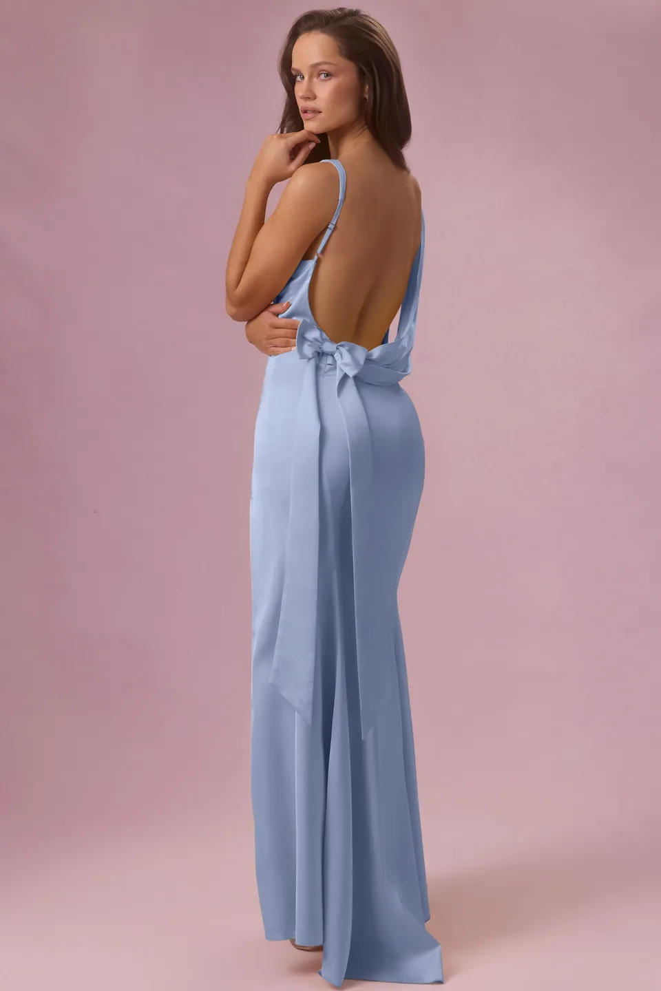 Oh Polly Dresses Florienne robe longue satin bleu ciel fendue
