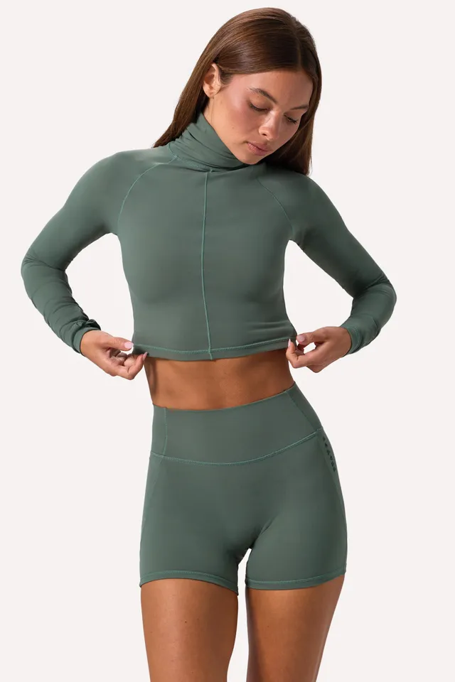 Oh Polly Bo+Tee top crop col montant kaki manches longues
