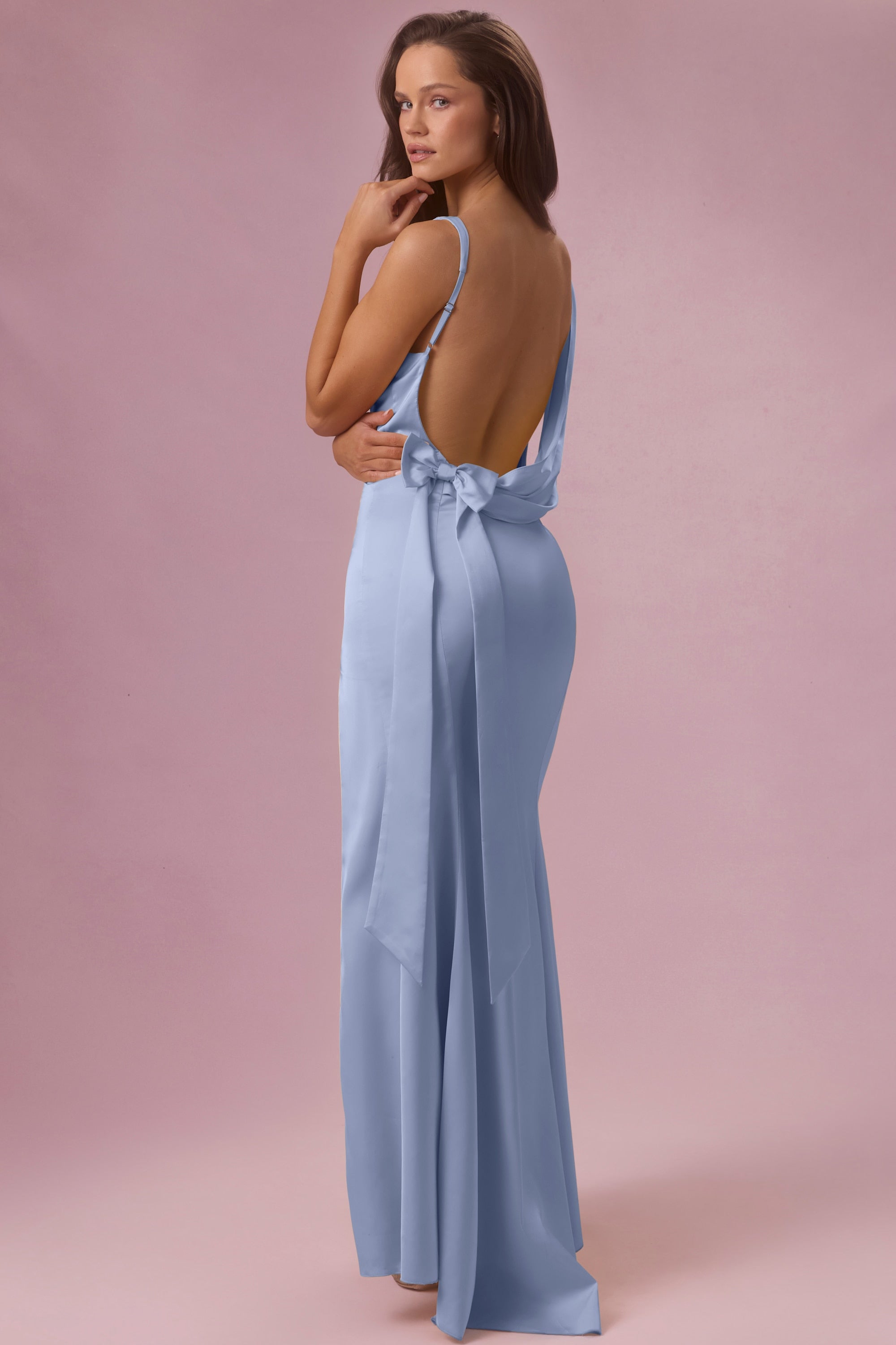 Oh Polly Dresses Florienne robe longue satin bleu ciel fendue
