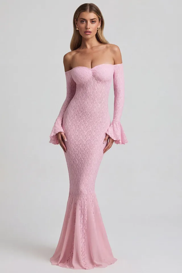 Oh Polly Verena robe maxi rose dentelle épaules nues