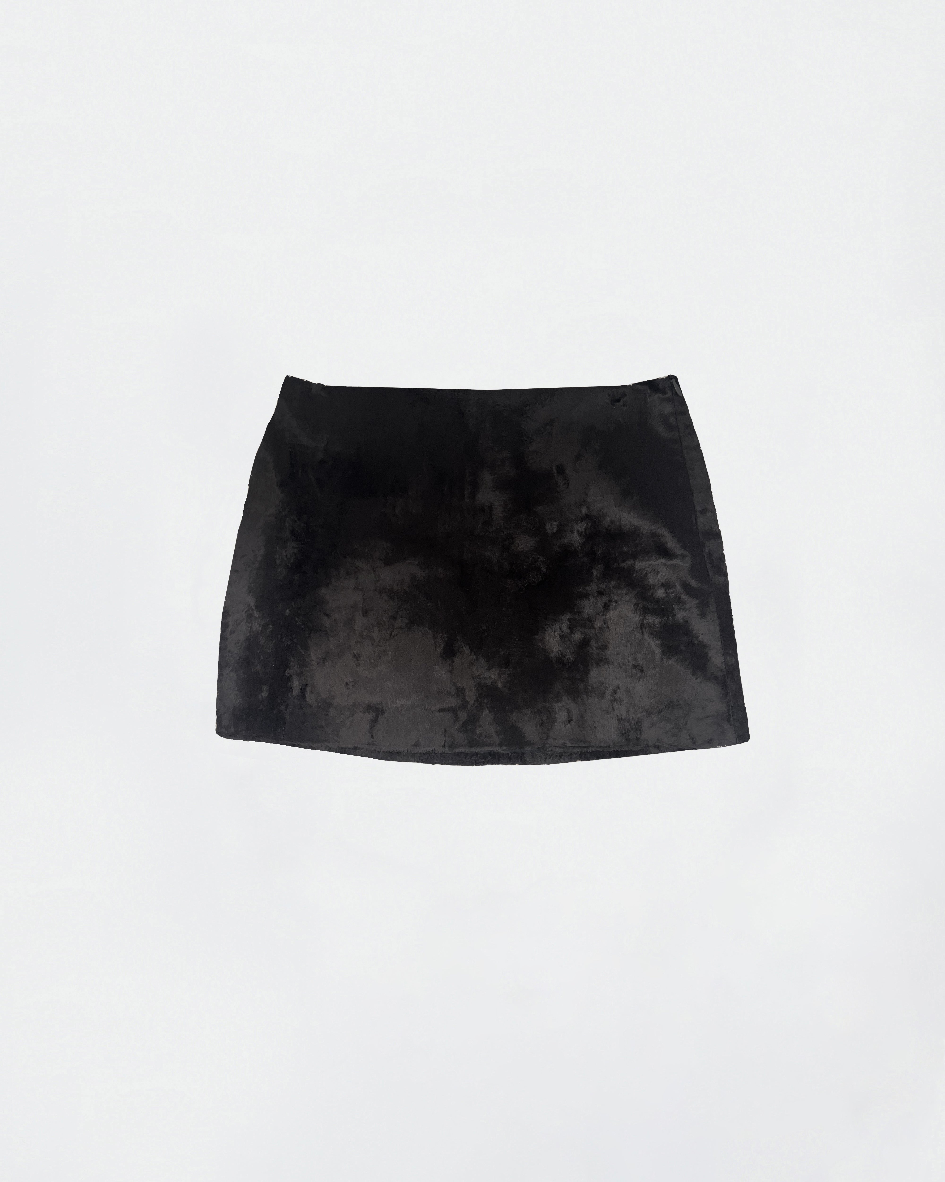 The Ethiquette Charli Black Galant mini jupe fausse fourrure