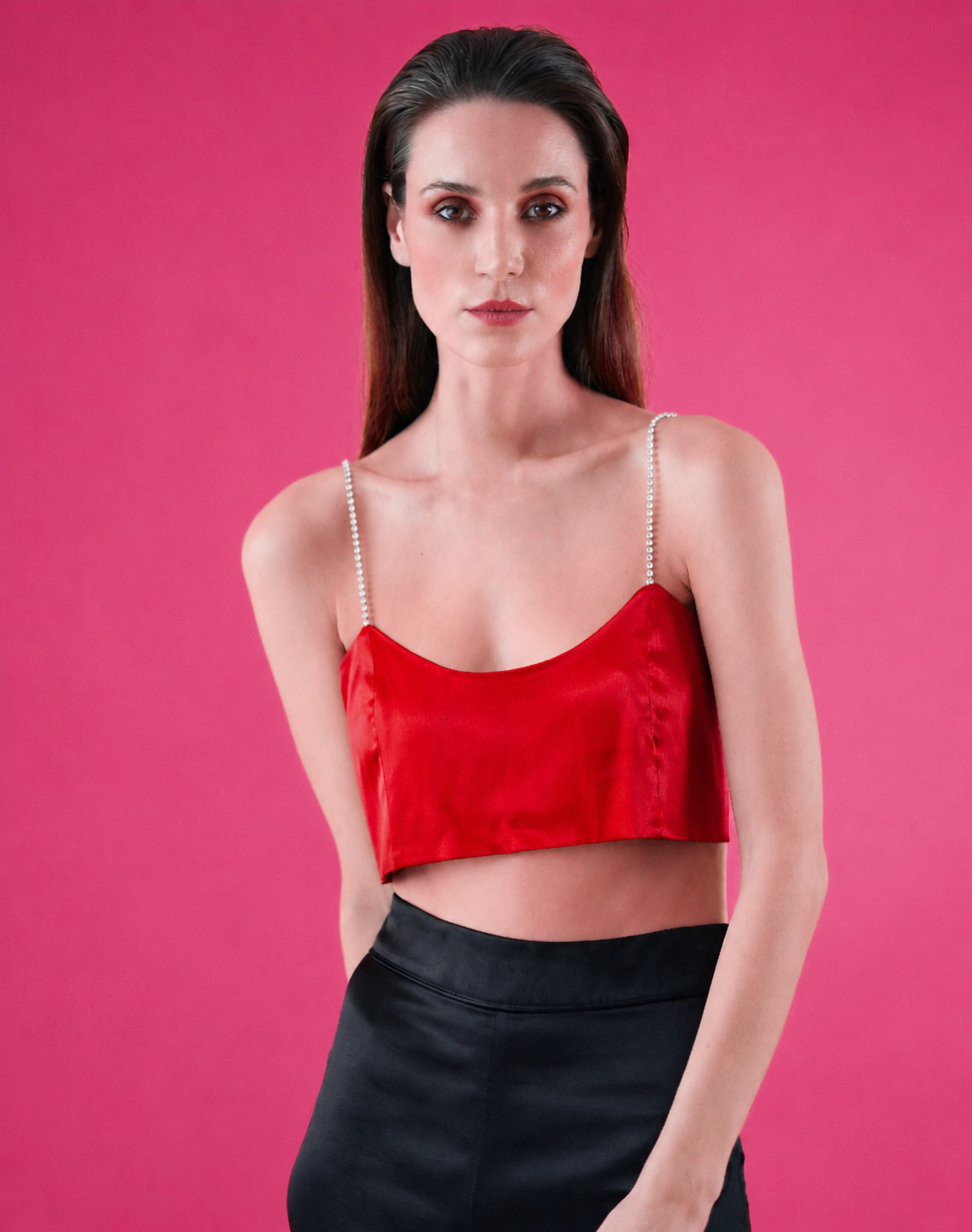 The Ethiquette Gigi Red crop top soie rouge cristaux taille M