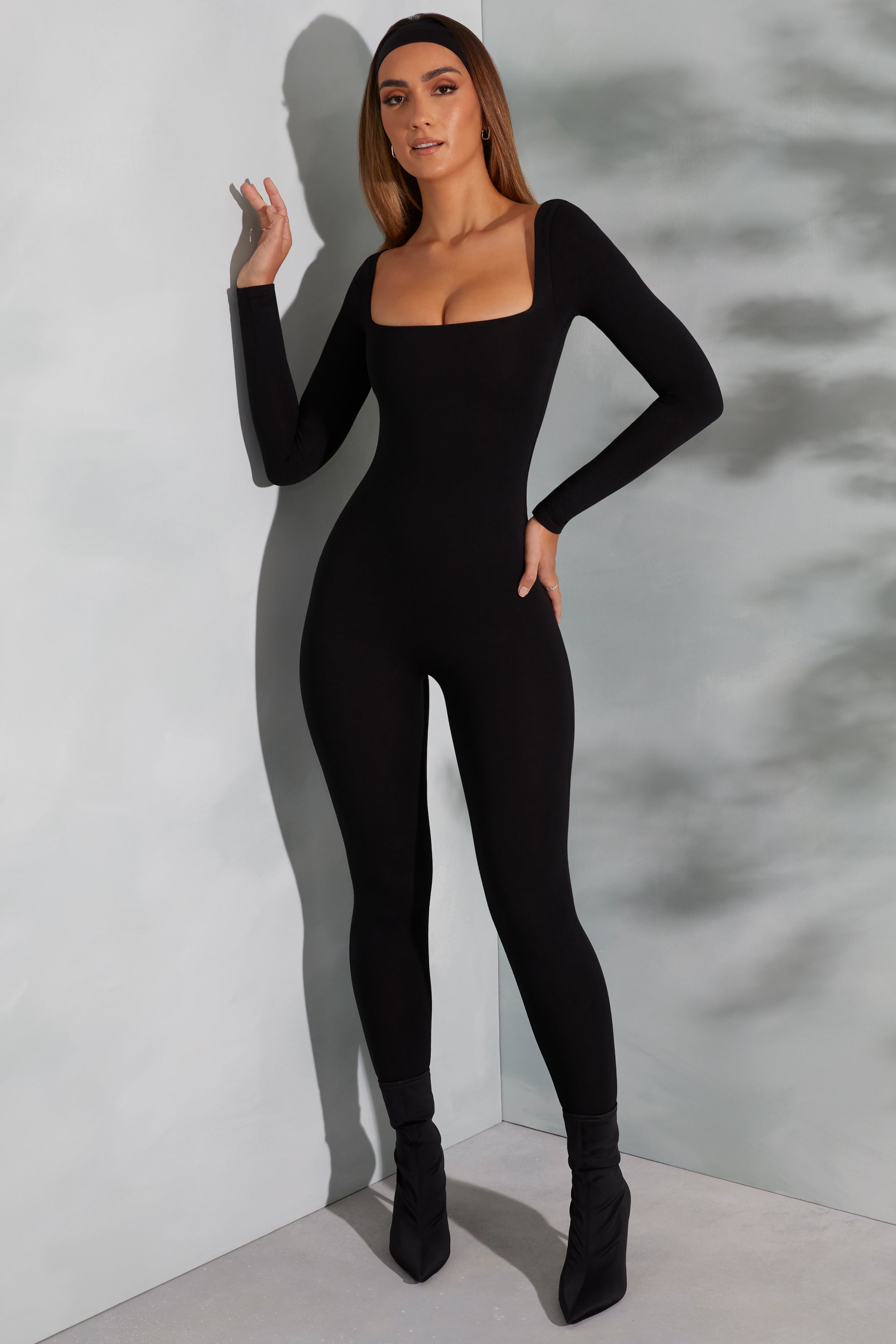Oh Polly Delanie 3835 combinaison col carré noire bodycon