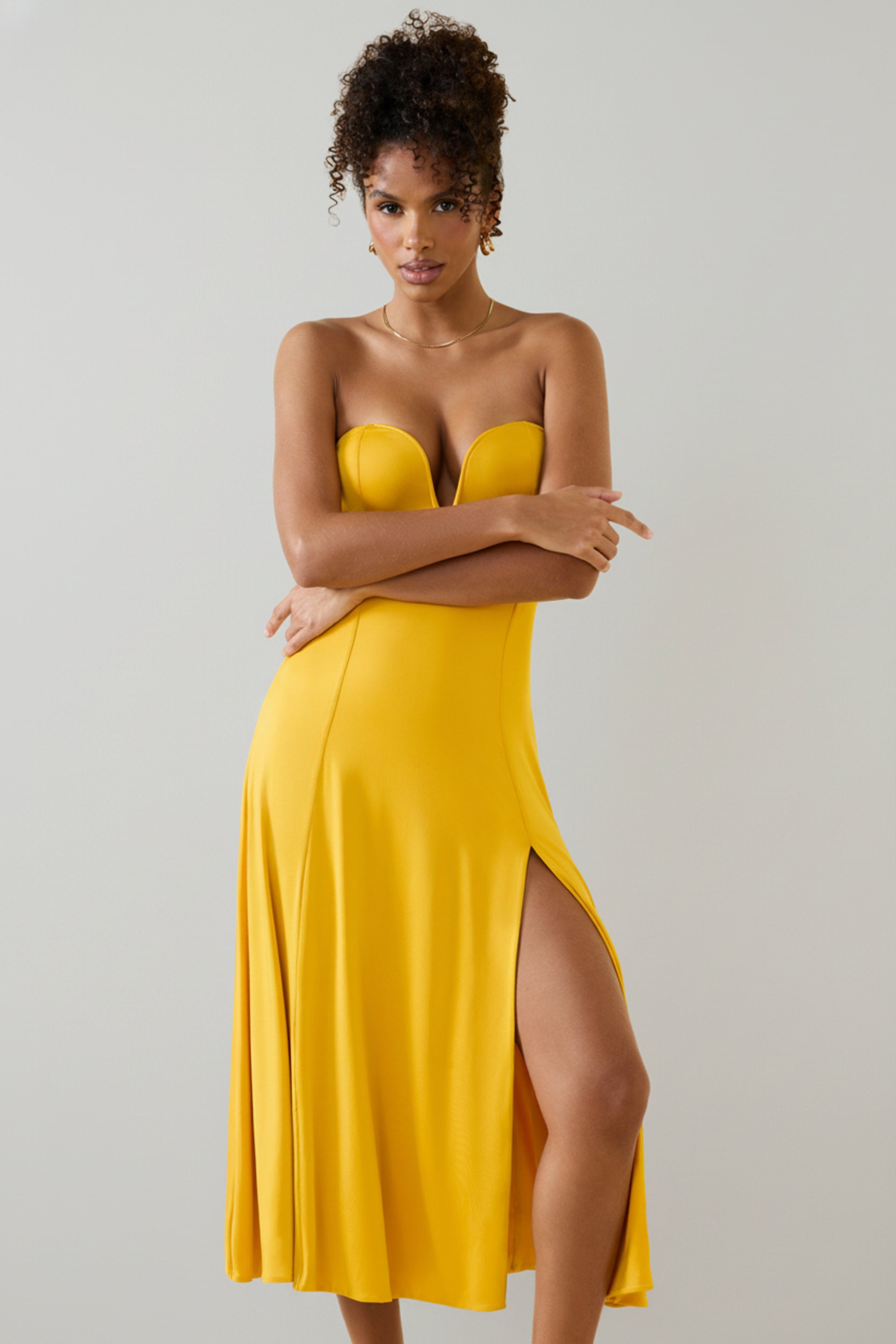 Oh Polly Joely robe bustier jaune jersey fente midaxi