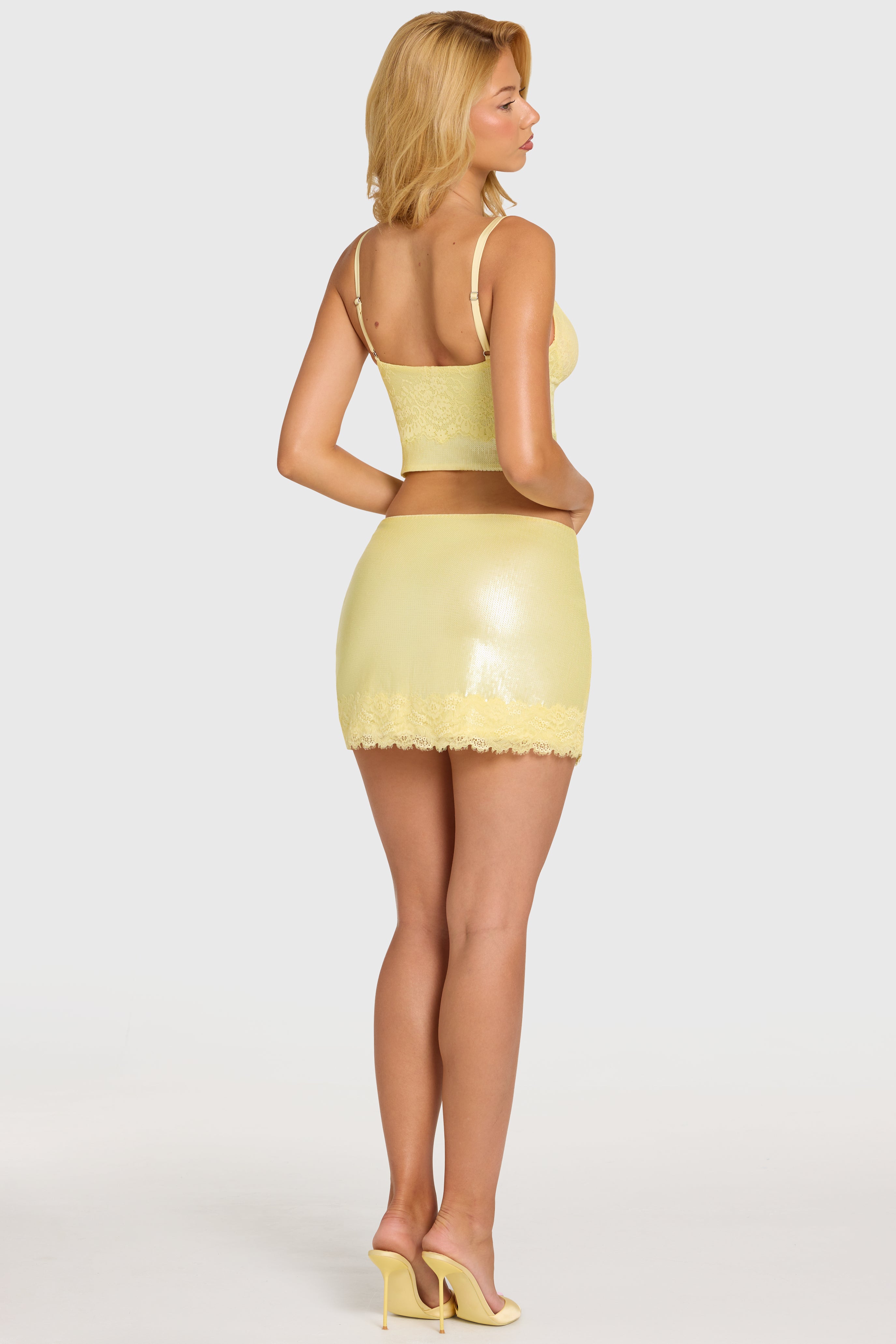 Oh Polly Milla mini jupe sequins dentelle butter taille mi-haute