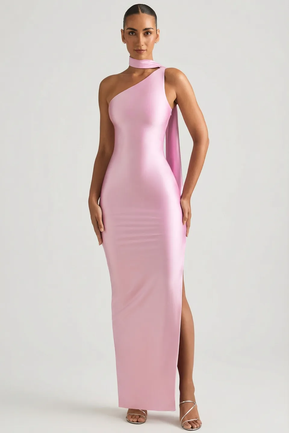 Oh Polly Sheril 13767 robe longue satin rose asymétrique
